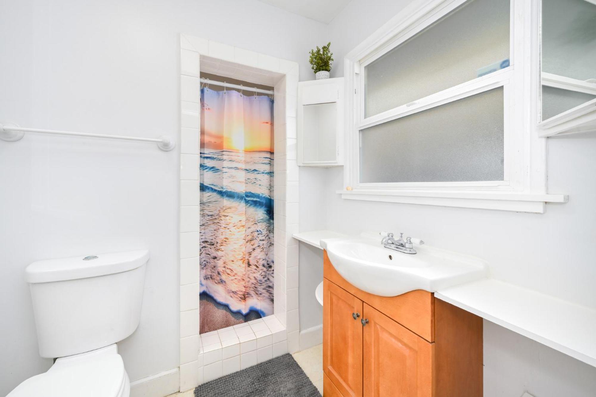 Beautiful home on Seashore Dr view 3