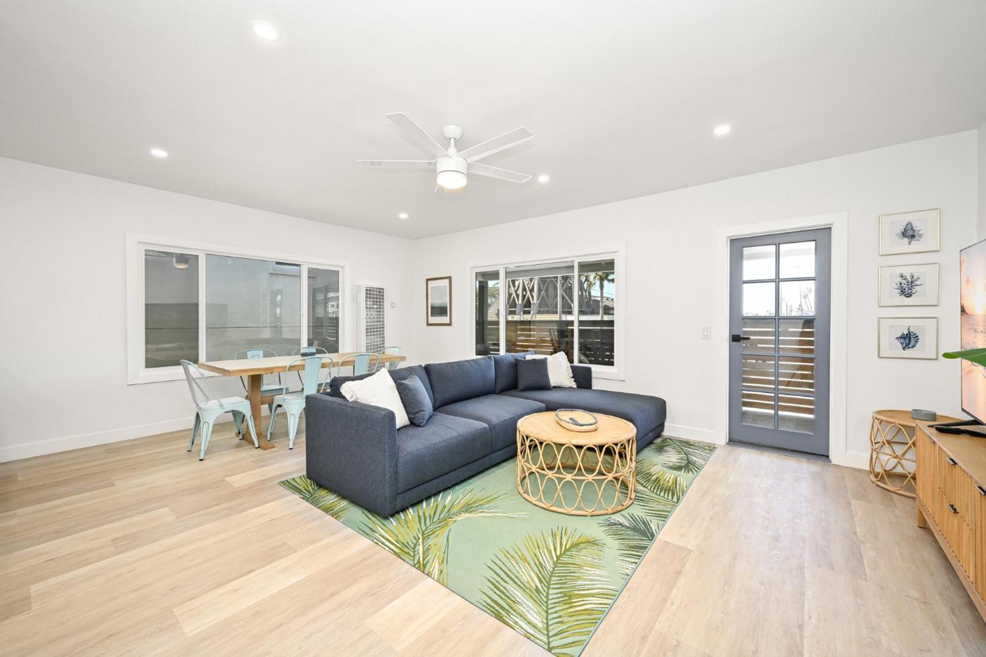 Brand New Home by the Beach & Historic Sunset Water Tower view 2