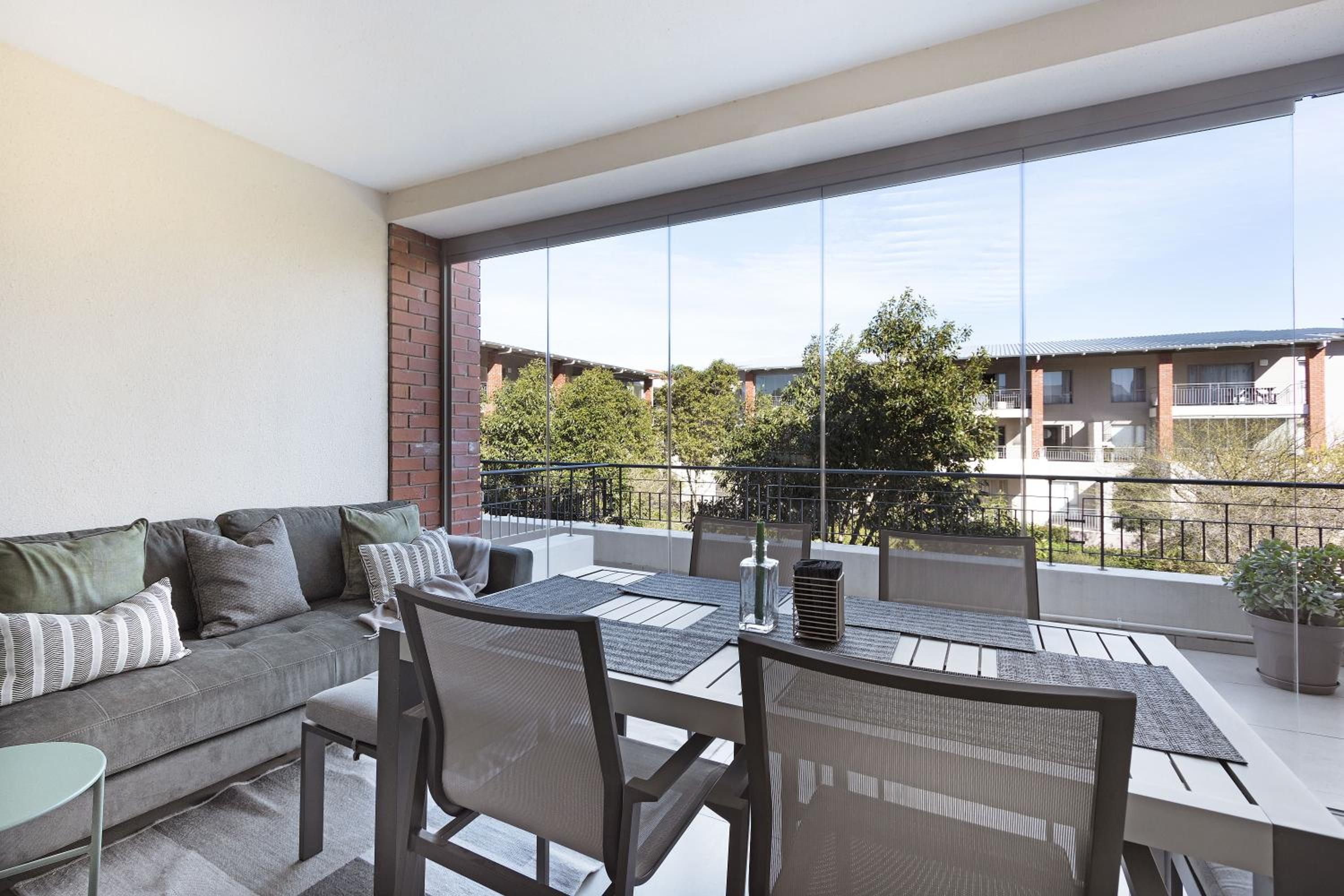 Mayfair Luxury 212 view 5