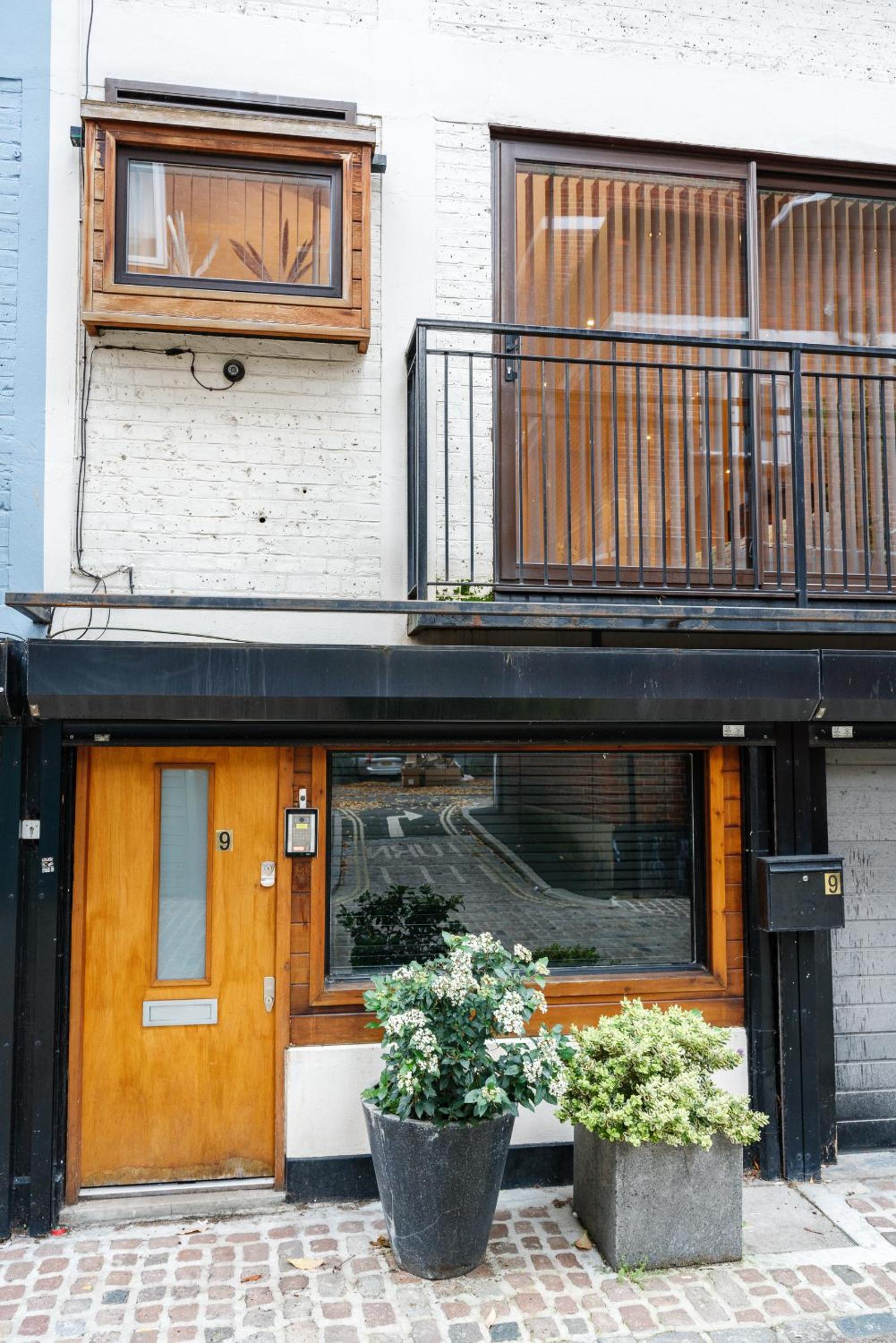 Sweet 3BRs house sleep for up to 6 close to Oxford & Soho