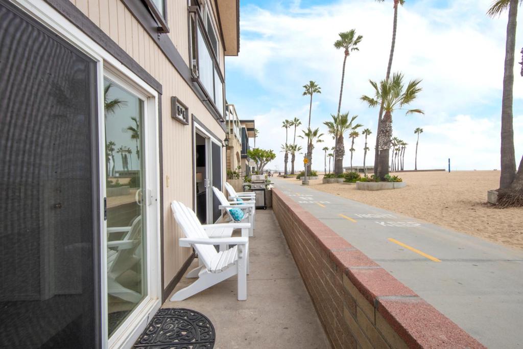 Updated Home on the Boardwalk with Private Rear Unit