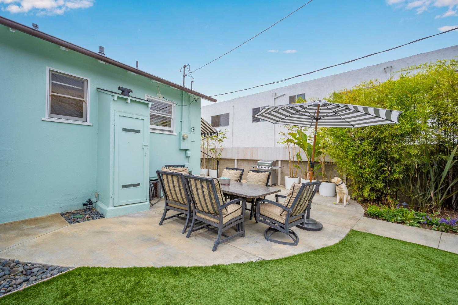 San Clemente Bungalow with jacuzzi Close to the Beach view 3
