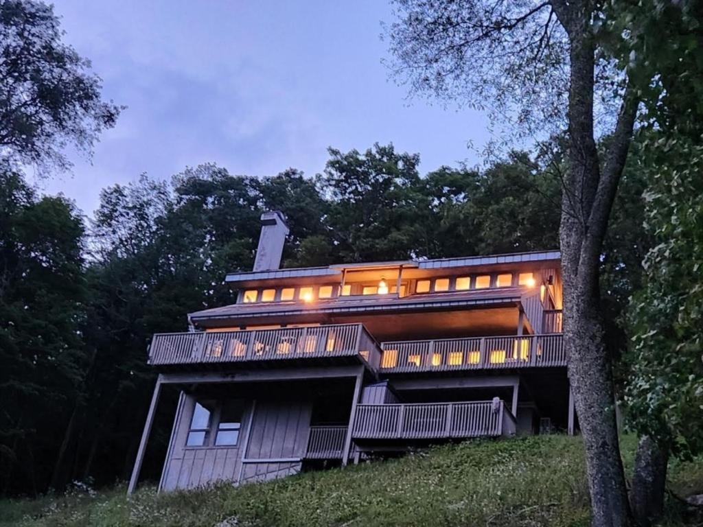 Mountain View Getaway