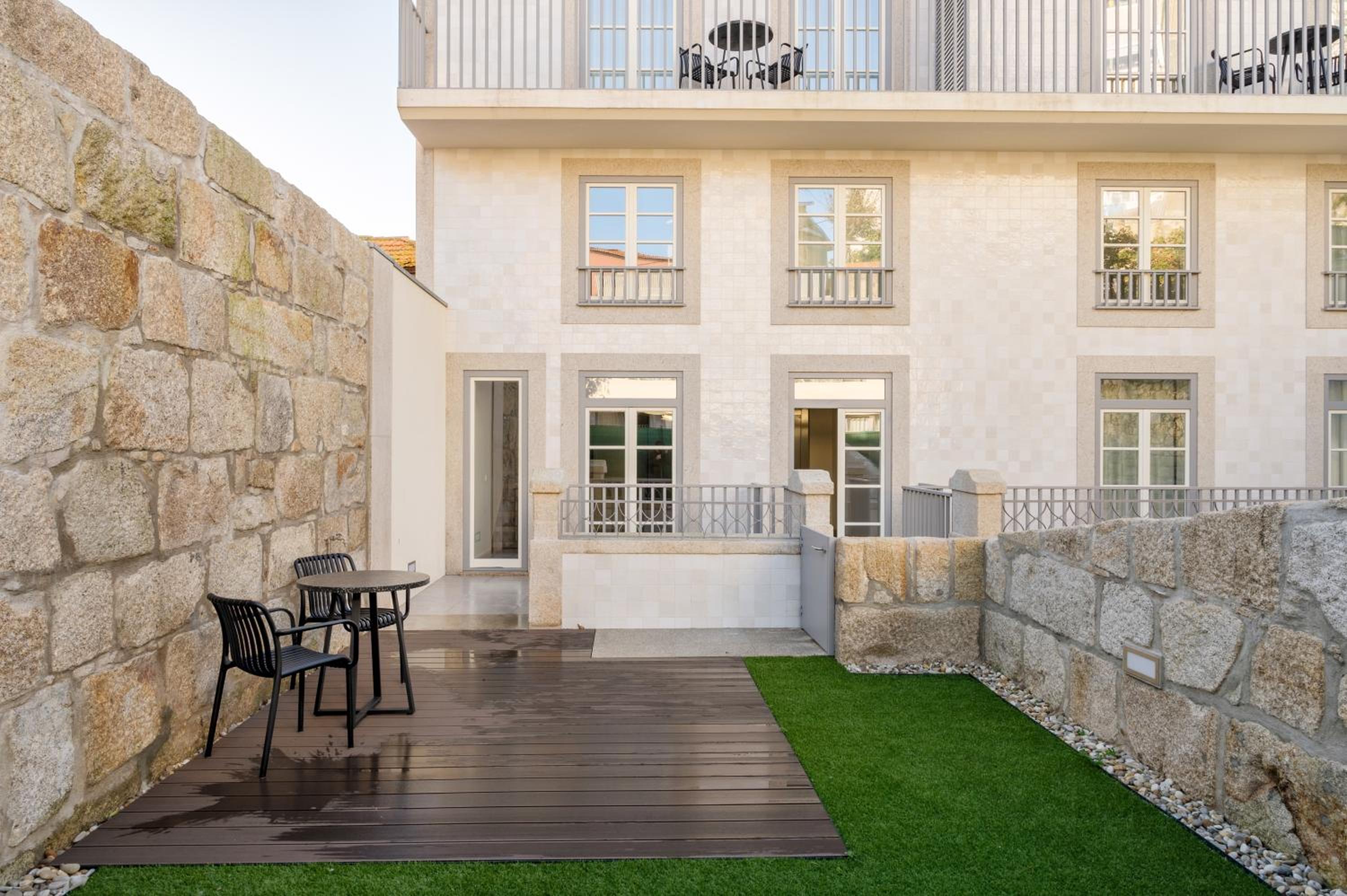 Host Wise - Fervença Boutique Palace view 4