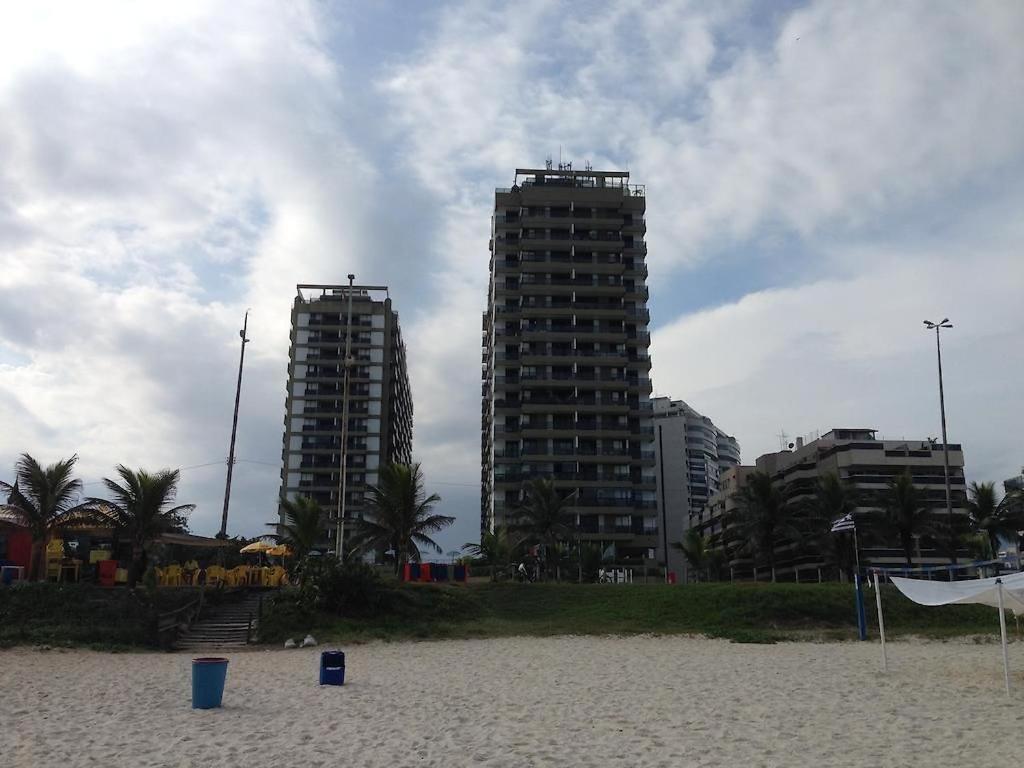 Apart na Praia da Barra da Tijuca ,Posto 6 Aptº inteiro para até 4 pessoas