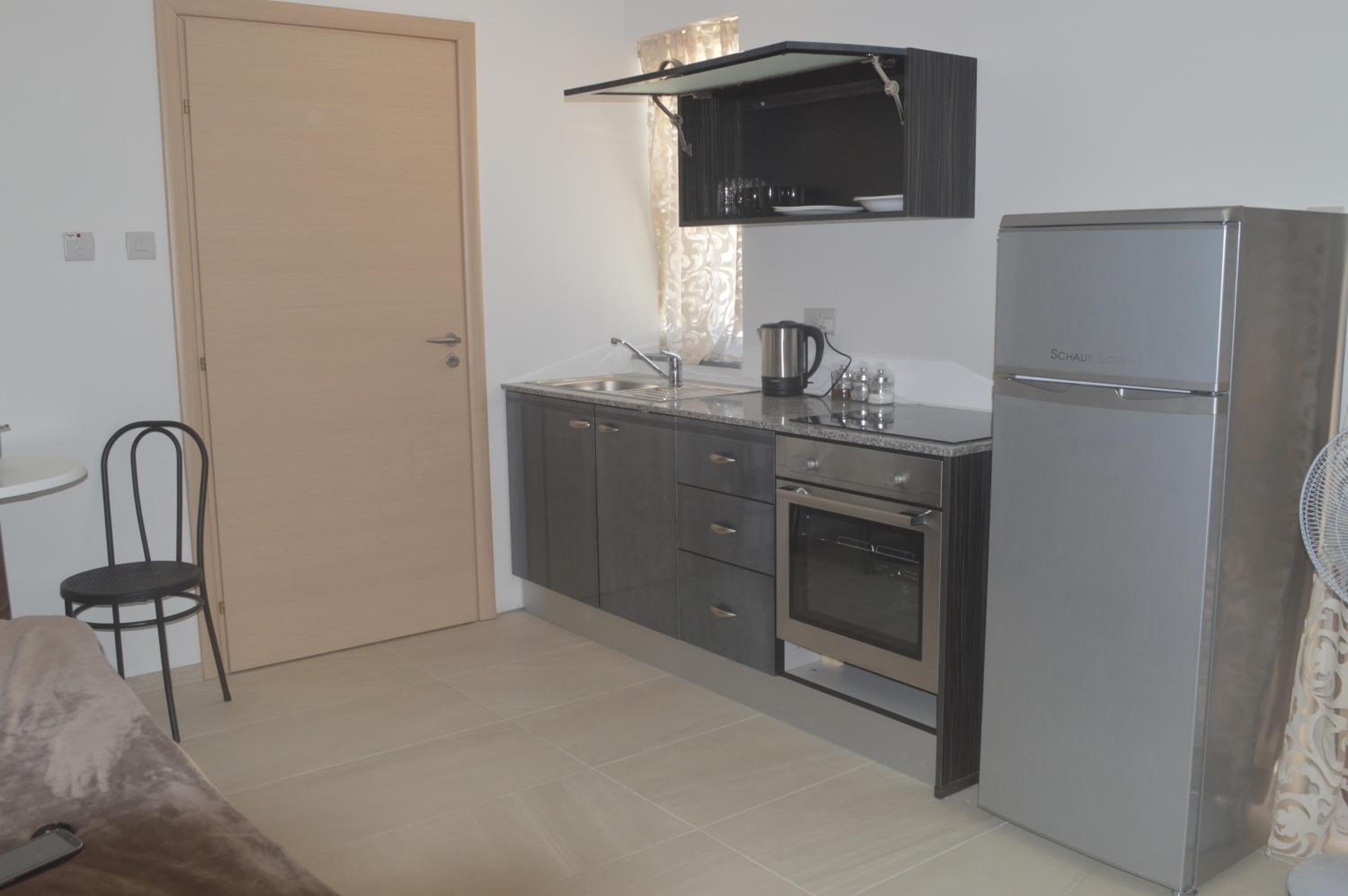 Estrella Lodging