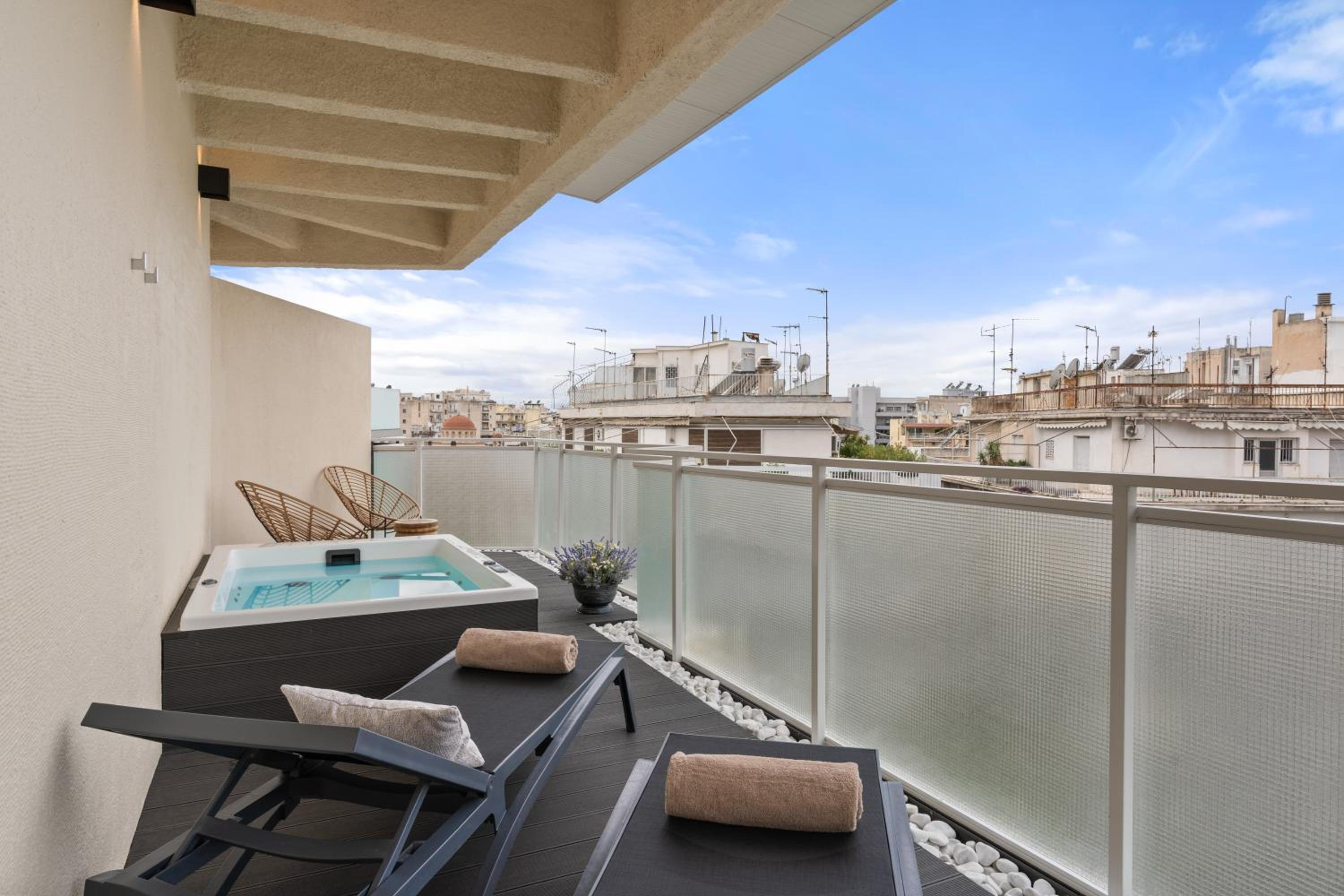 ACRON 12 penthouse Acropolis suites