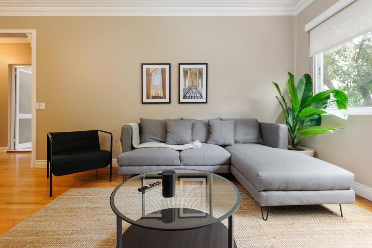 Stylish 2BR in Condesa — Mexico City