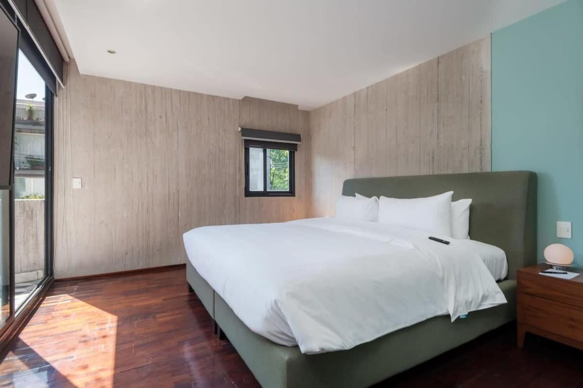 Spectacular 2BR Duplex in Roma Norte photo 3