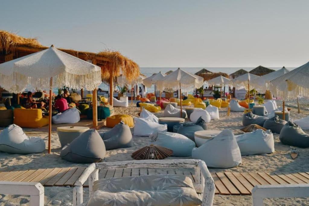 Santorini Village, Drymades, Dhermi