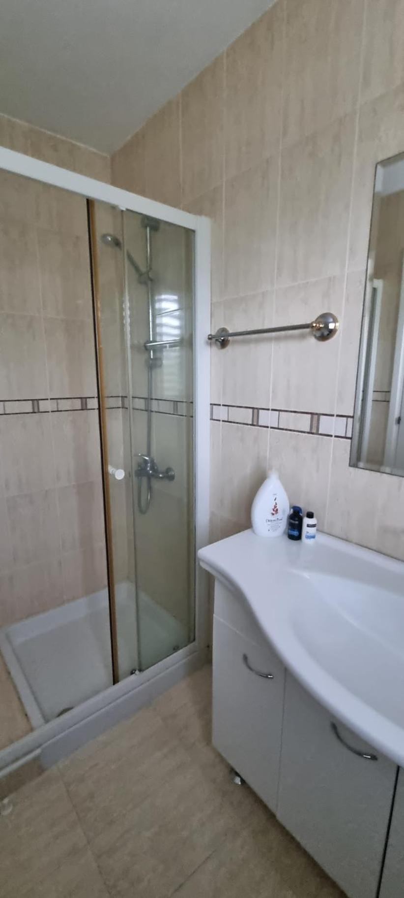 Fab Sea and Mountain View Villa, walking distance from the Sandy Beach