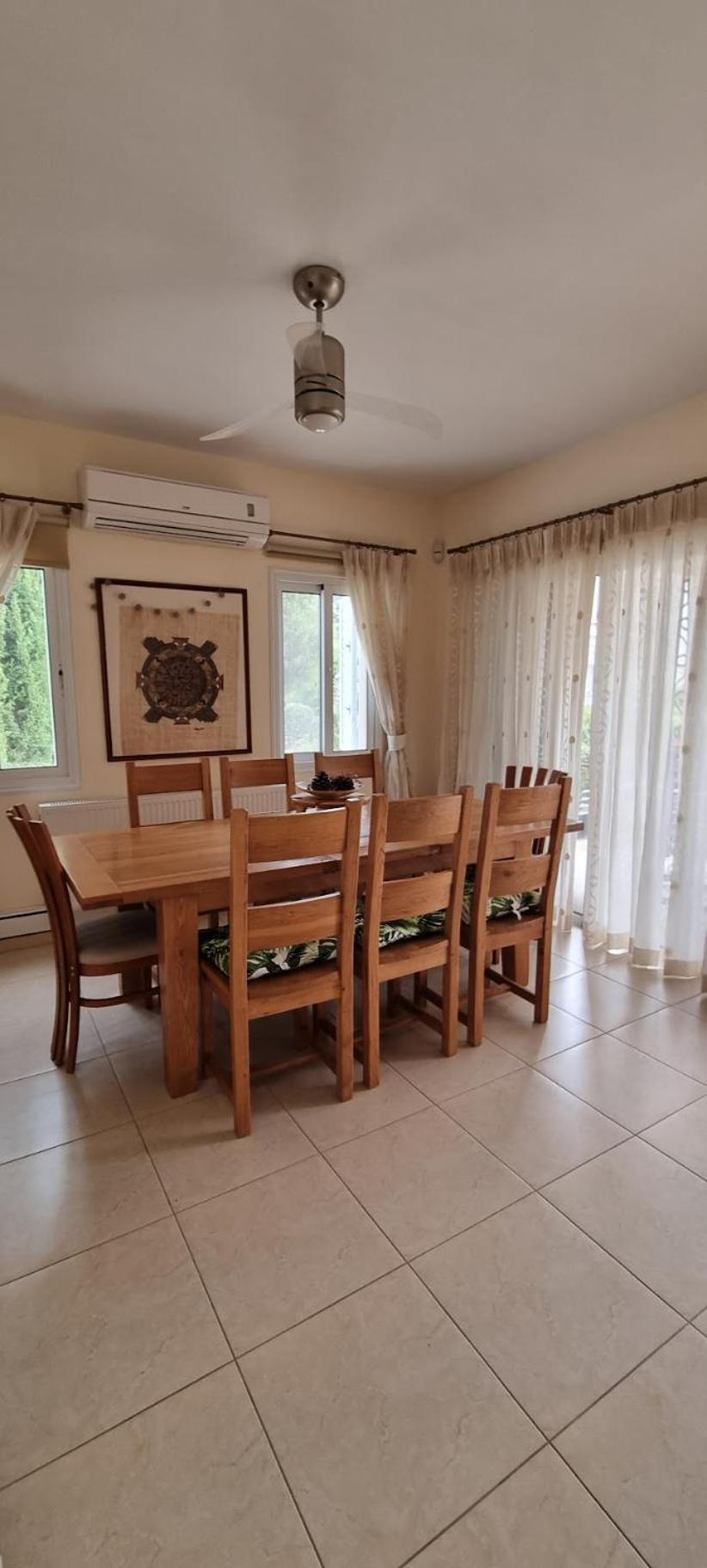 Fab Sea and Mountain View Villa, walking distance from the Sandy Beach