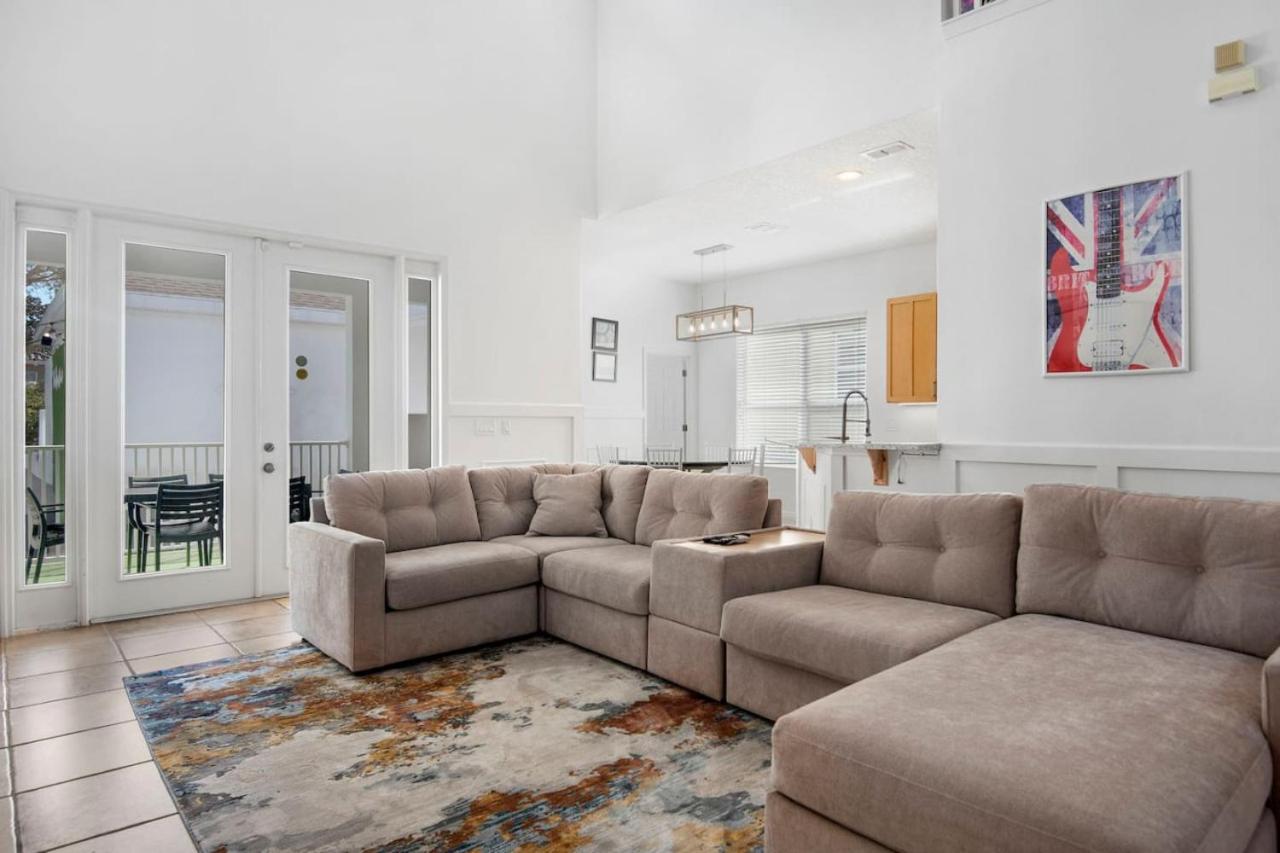 Scenic Luxury Golf Course Villa by Disney Parks view 5