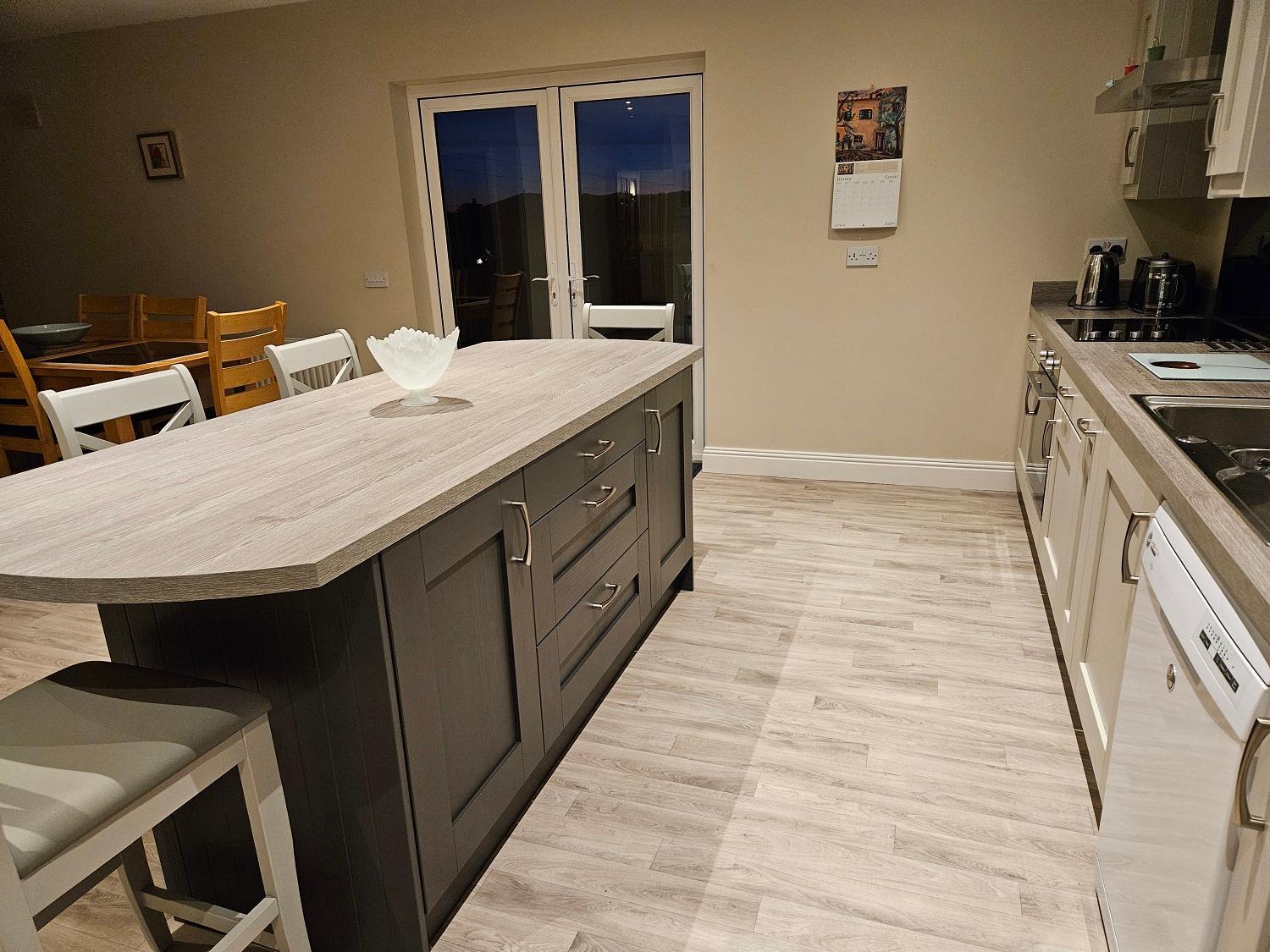 Superb 4 Bed / 3 Bath Bungalow in Mitchelstown view 4