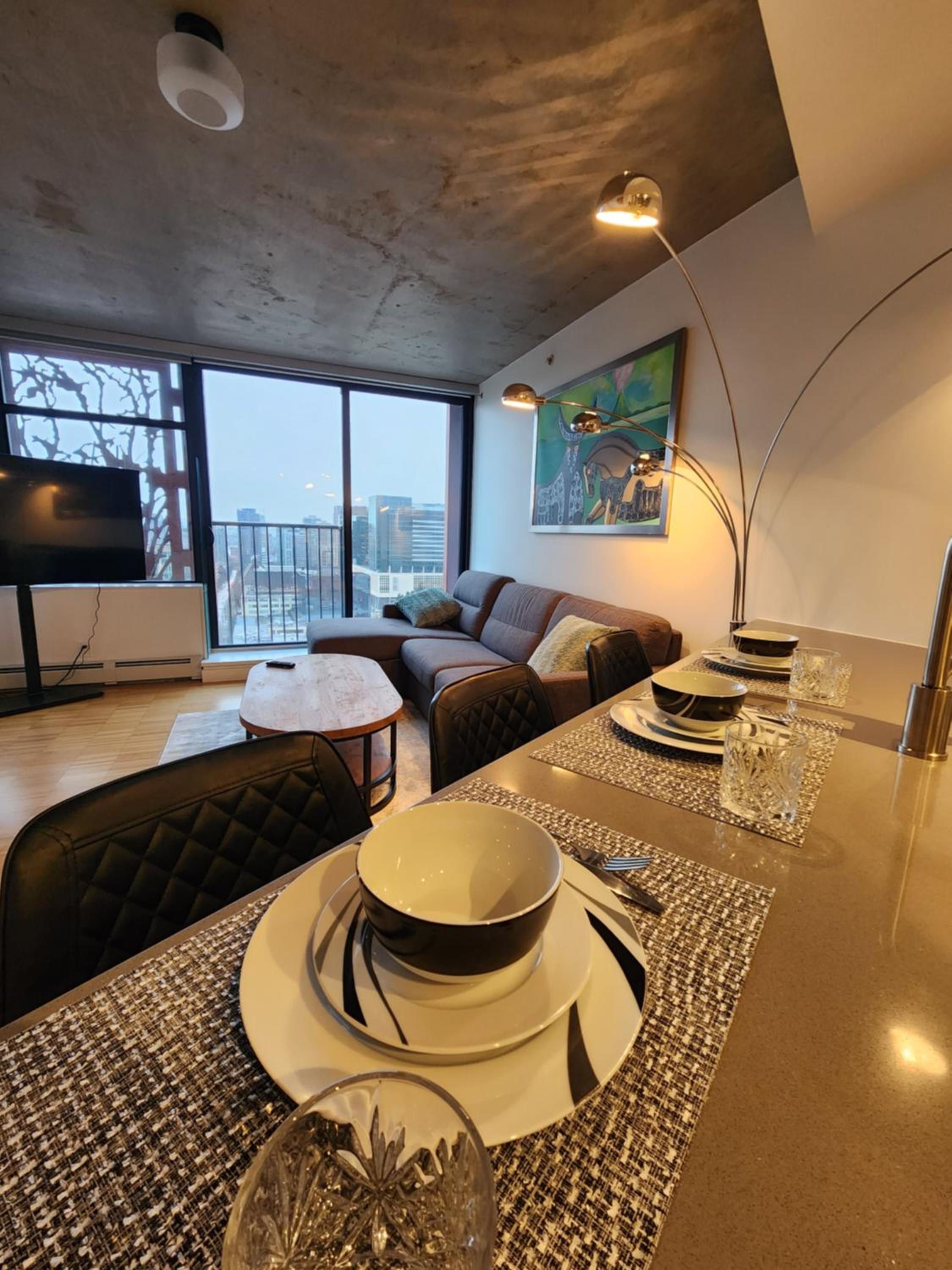 Luxury Downtown Vancouver Suite