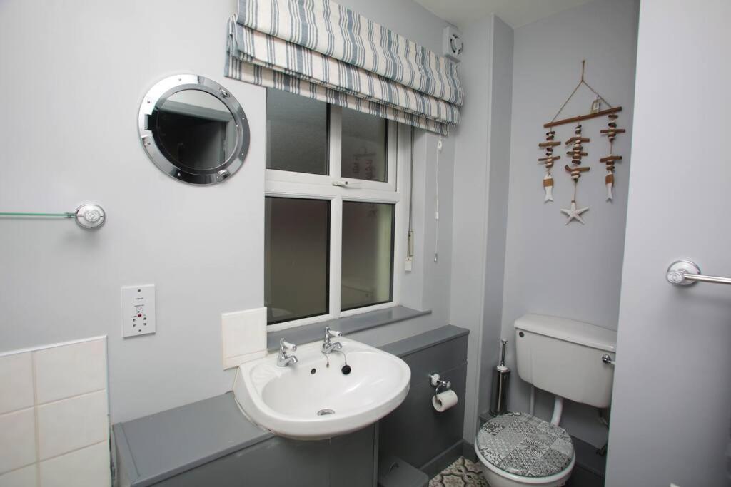 Luxury Townhouse: L/Derry City BT48 7JX view 3