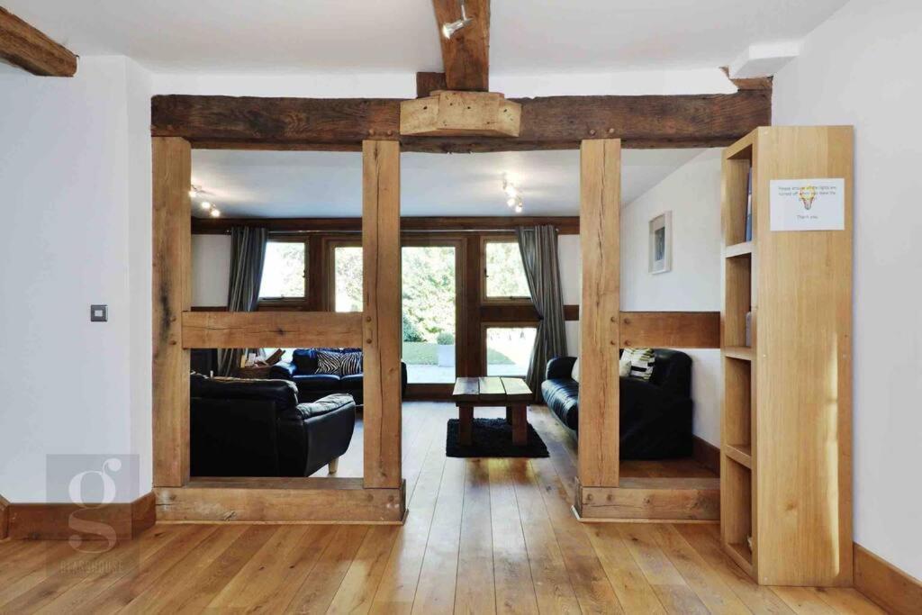 Charming Countryside Barn Conversion