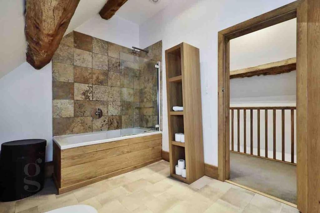 Charming Countryside Barn Conversion