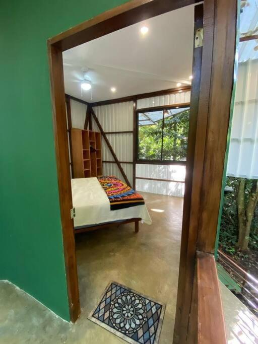 Peaceful Jungle Villa Cooper - Pool & Parking for 2 persons