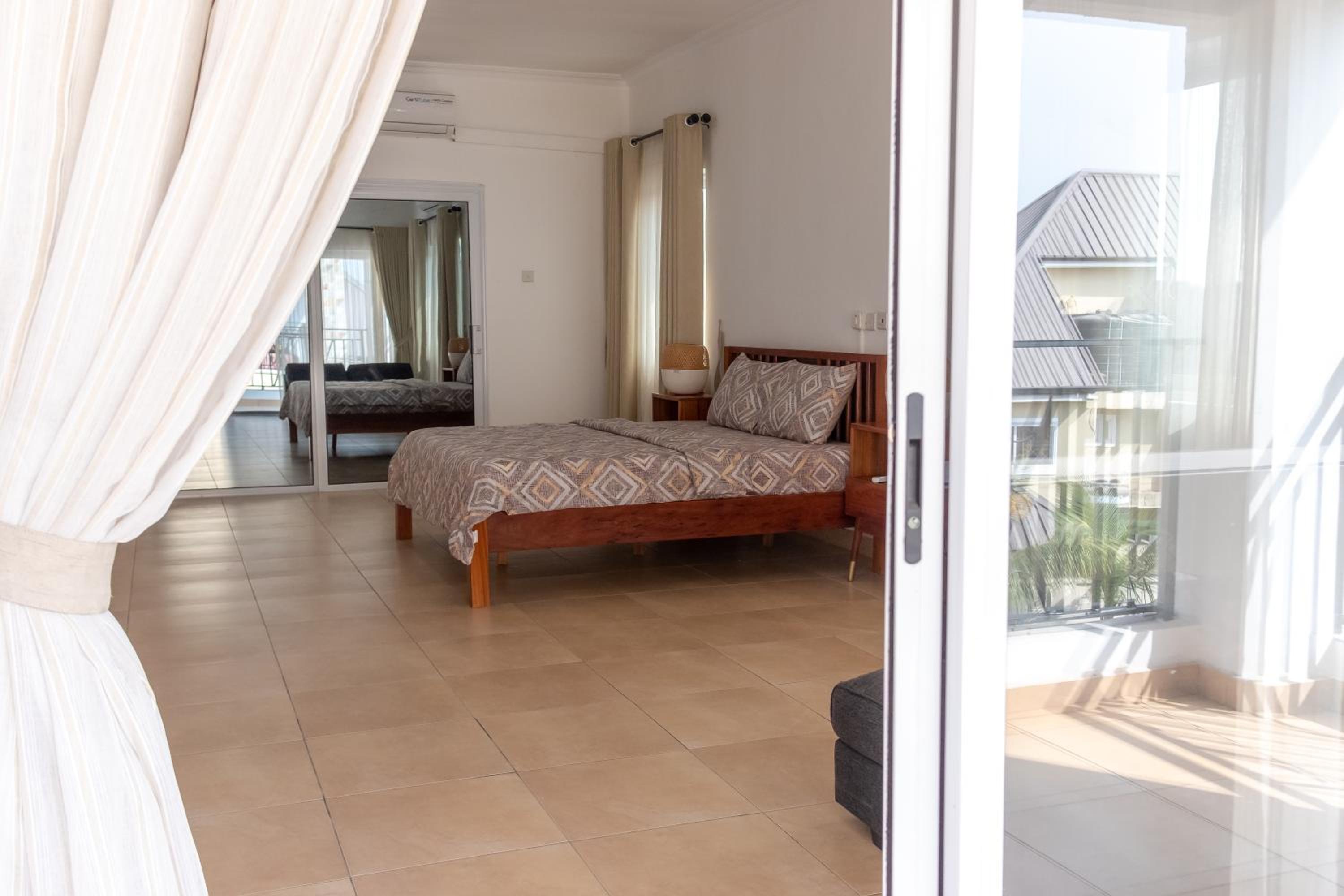 Shalom Villas