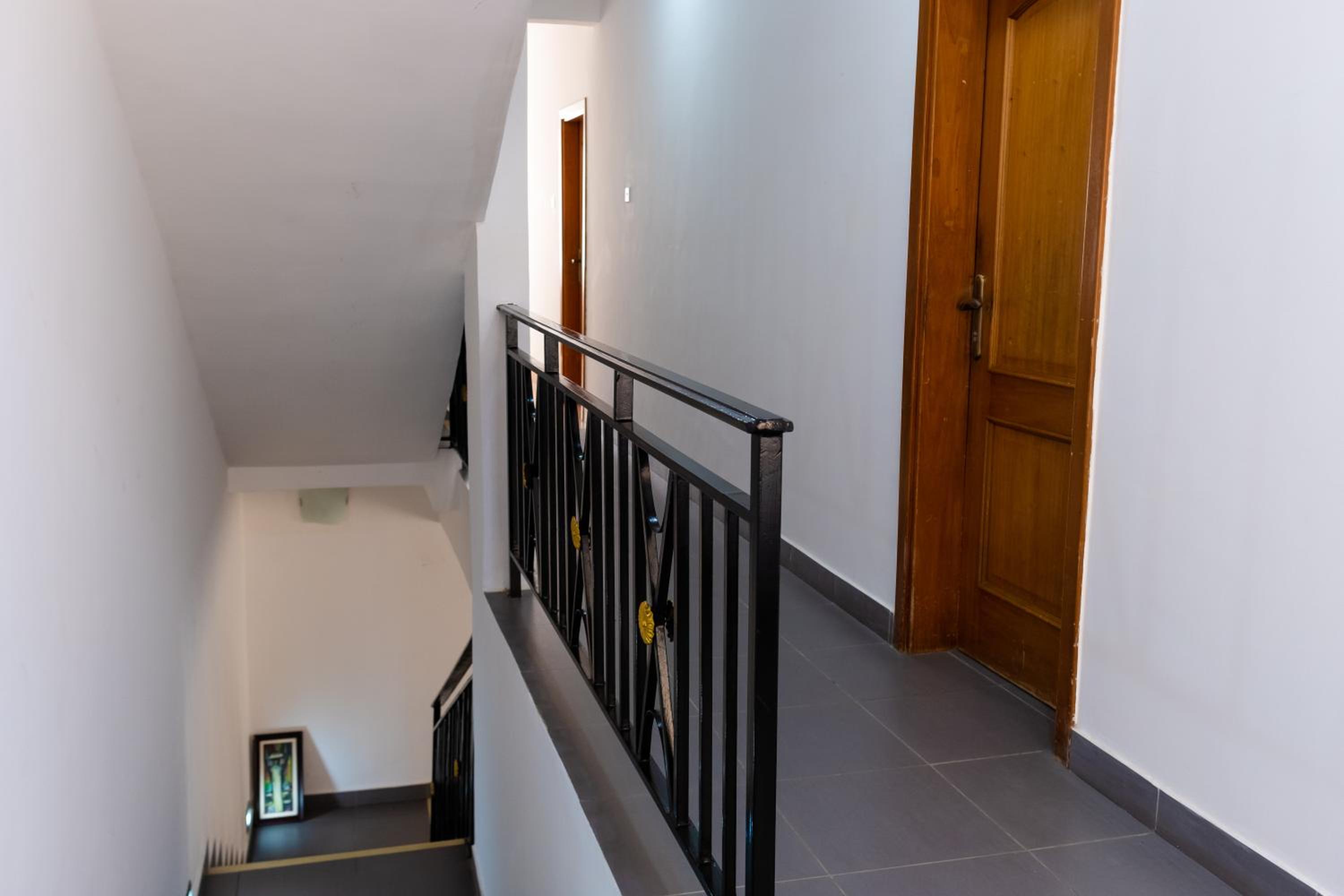 Shalom Villas