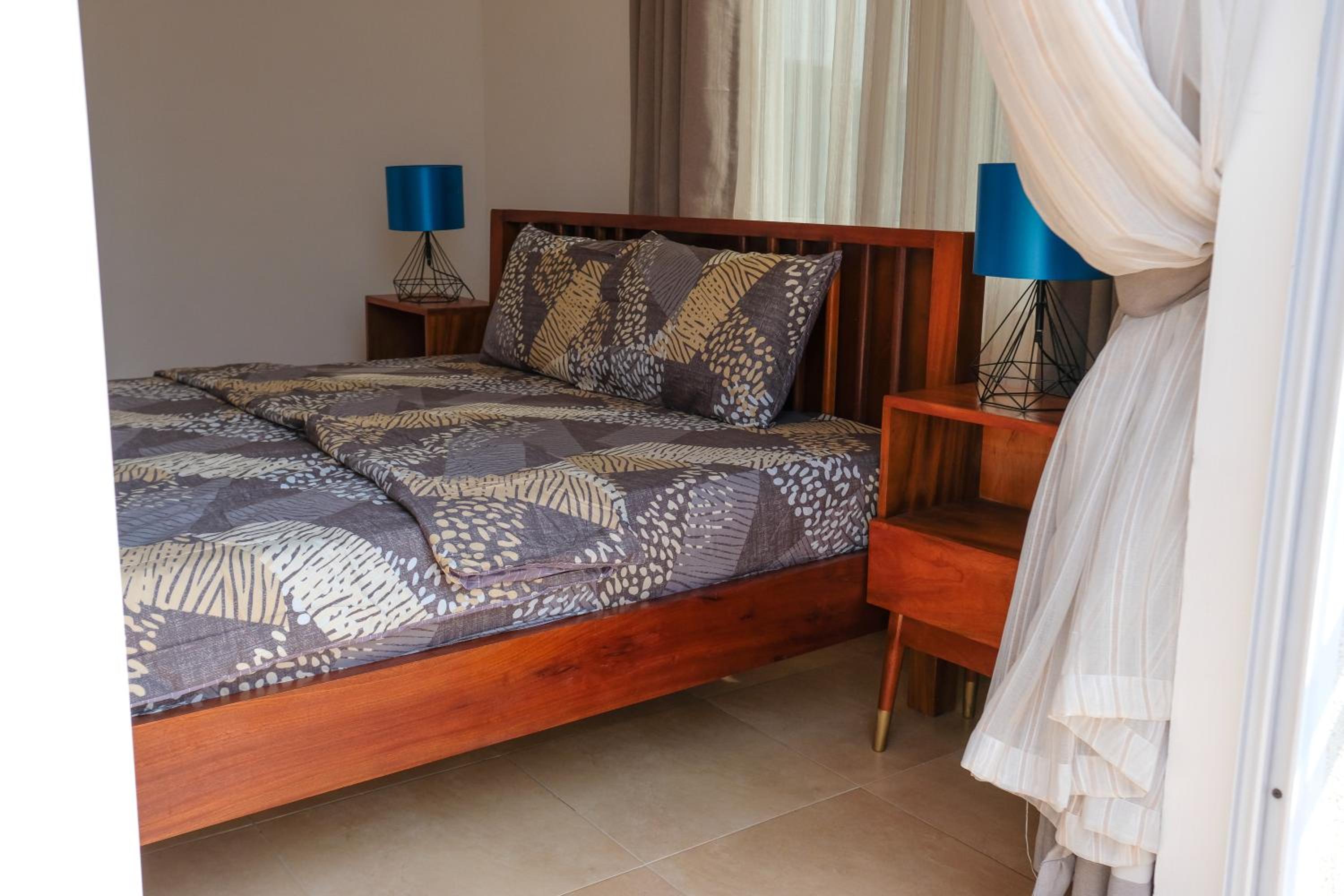 Shalom Villas