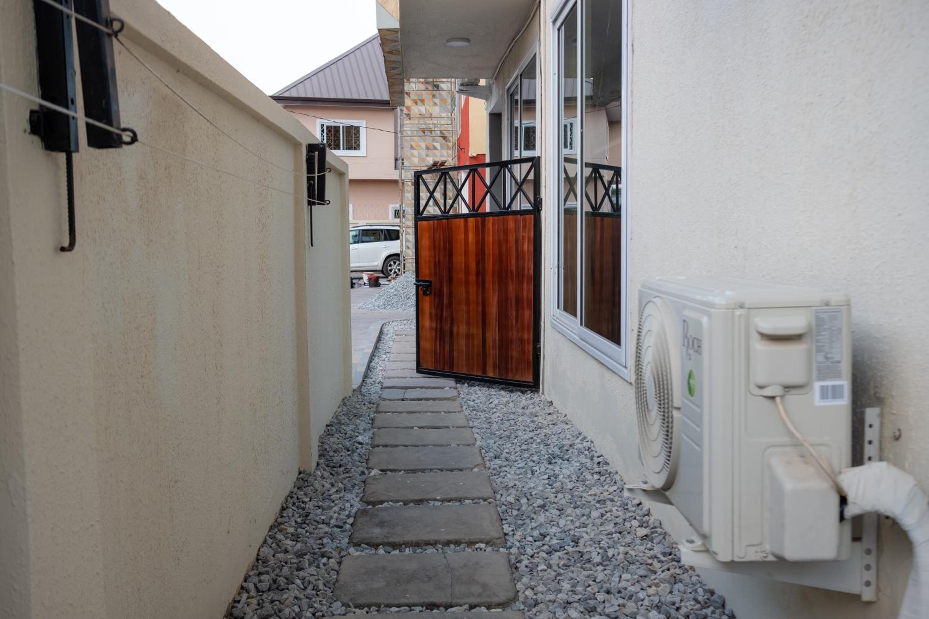 Shalom Villas
