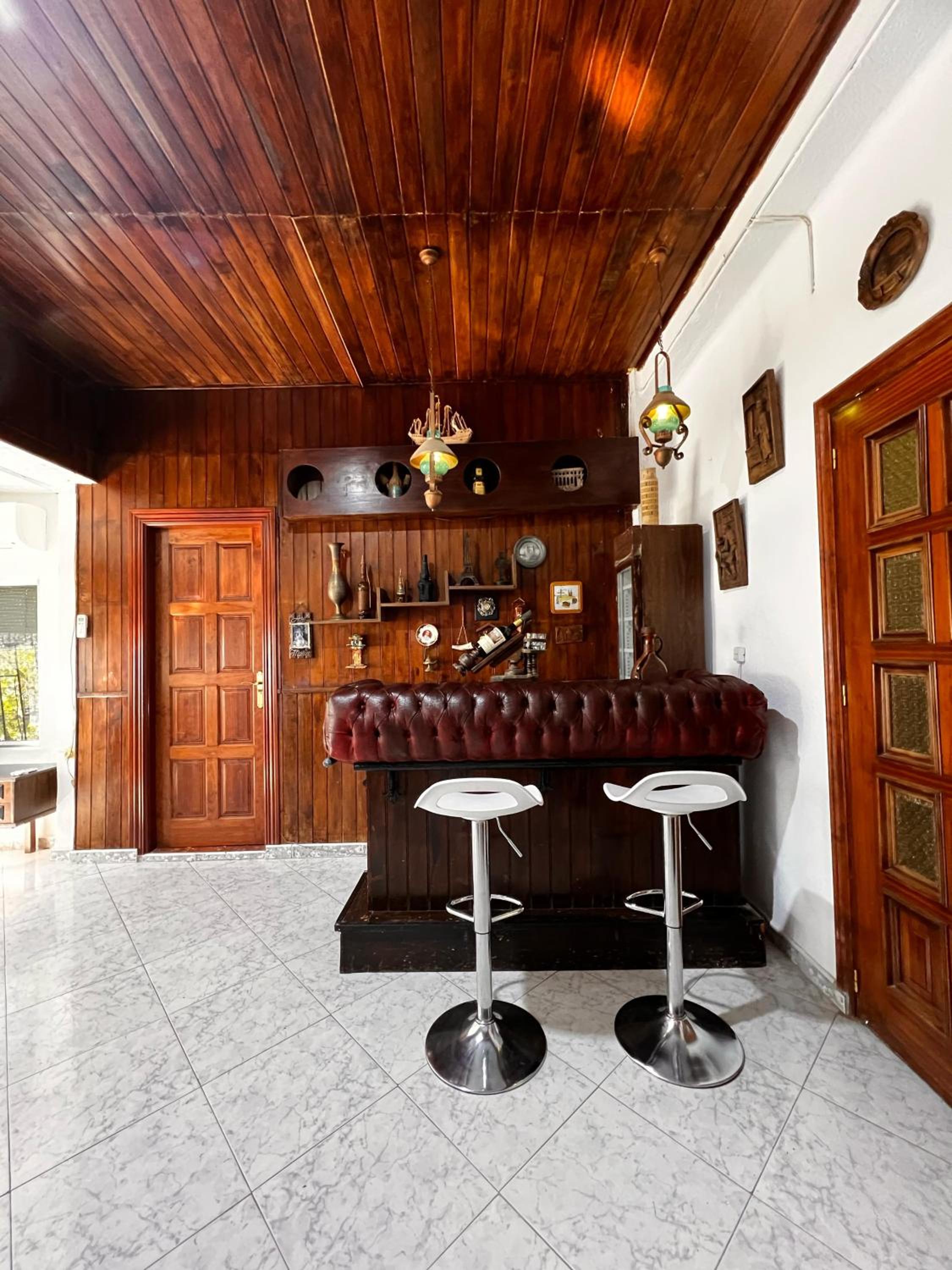 Villa Lazaro