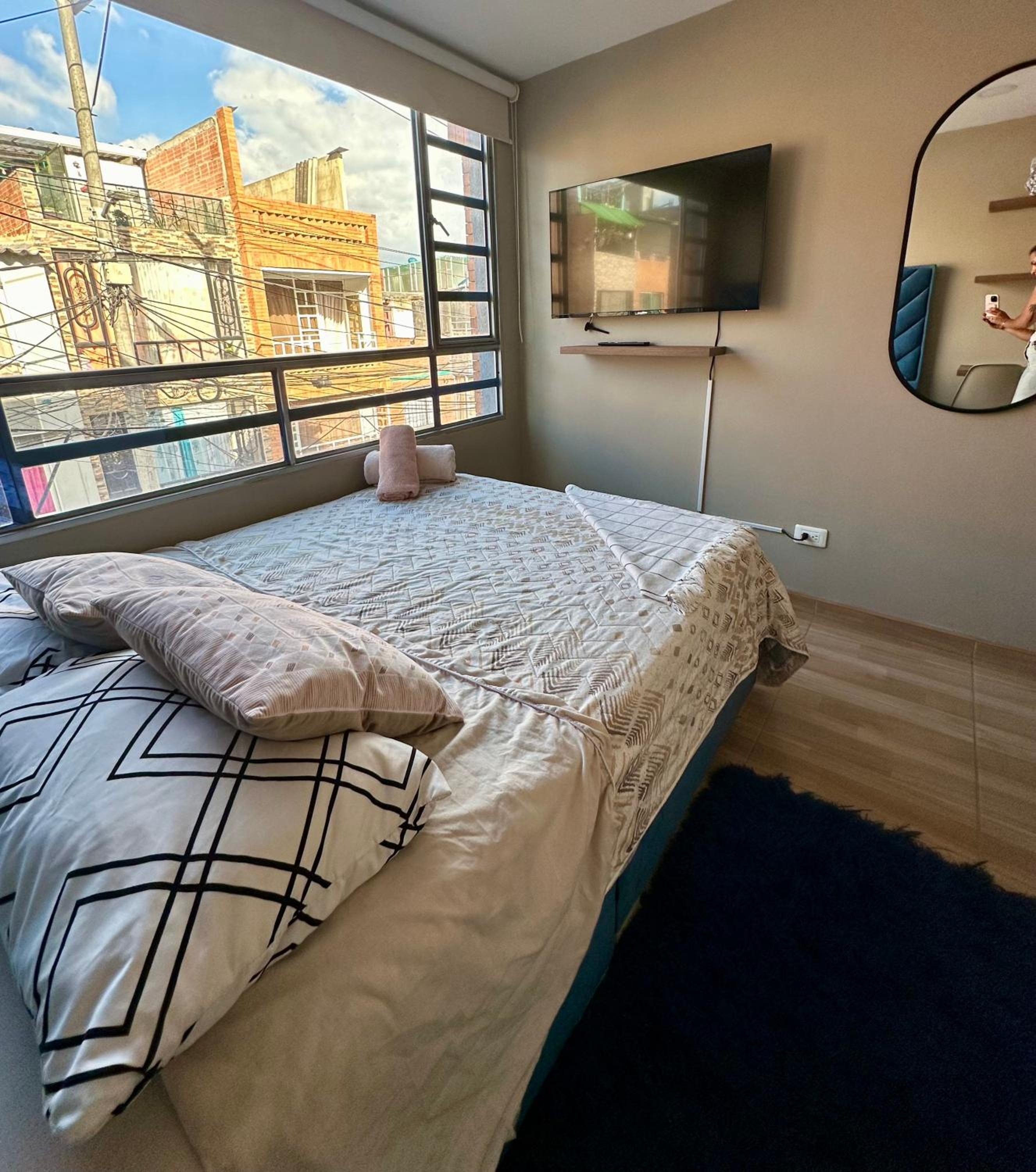 Prívate room close to the Dorado AirPort Bogota
