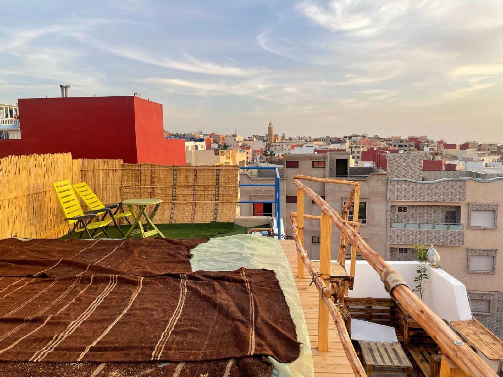 Hotel Heaven Surf Camp - Image 1