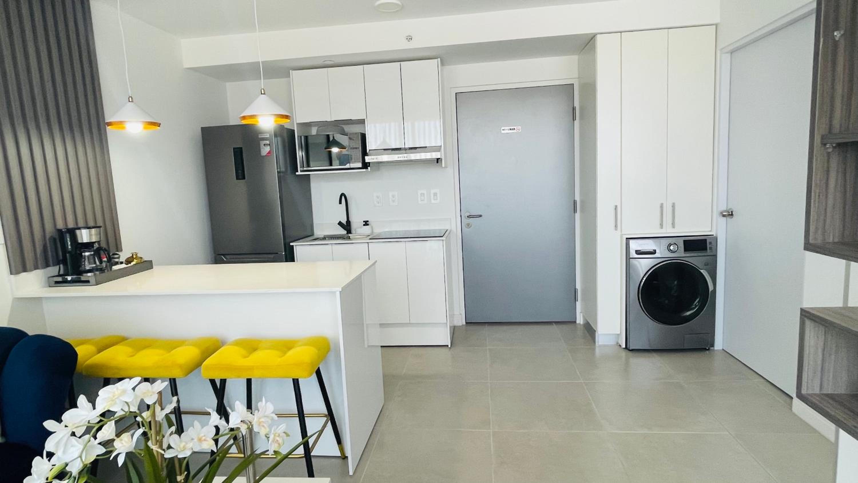 SkyGarden Nunciatura Luxury Apartment #705