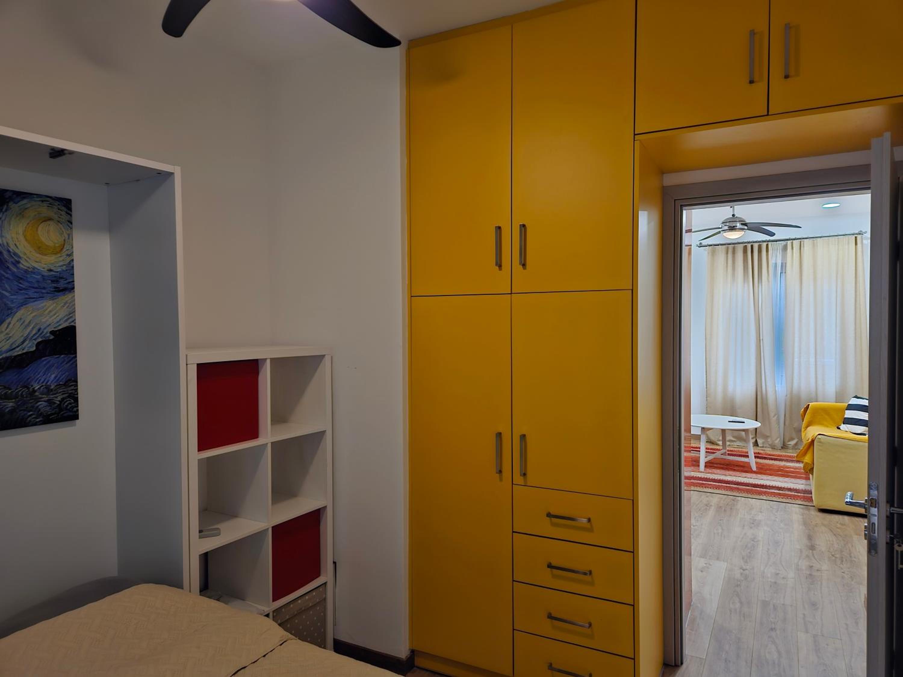Academia apartments by the park