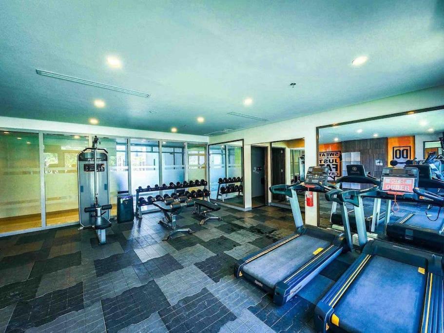 Cozy condo unit at The Palladium