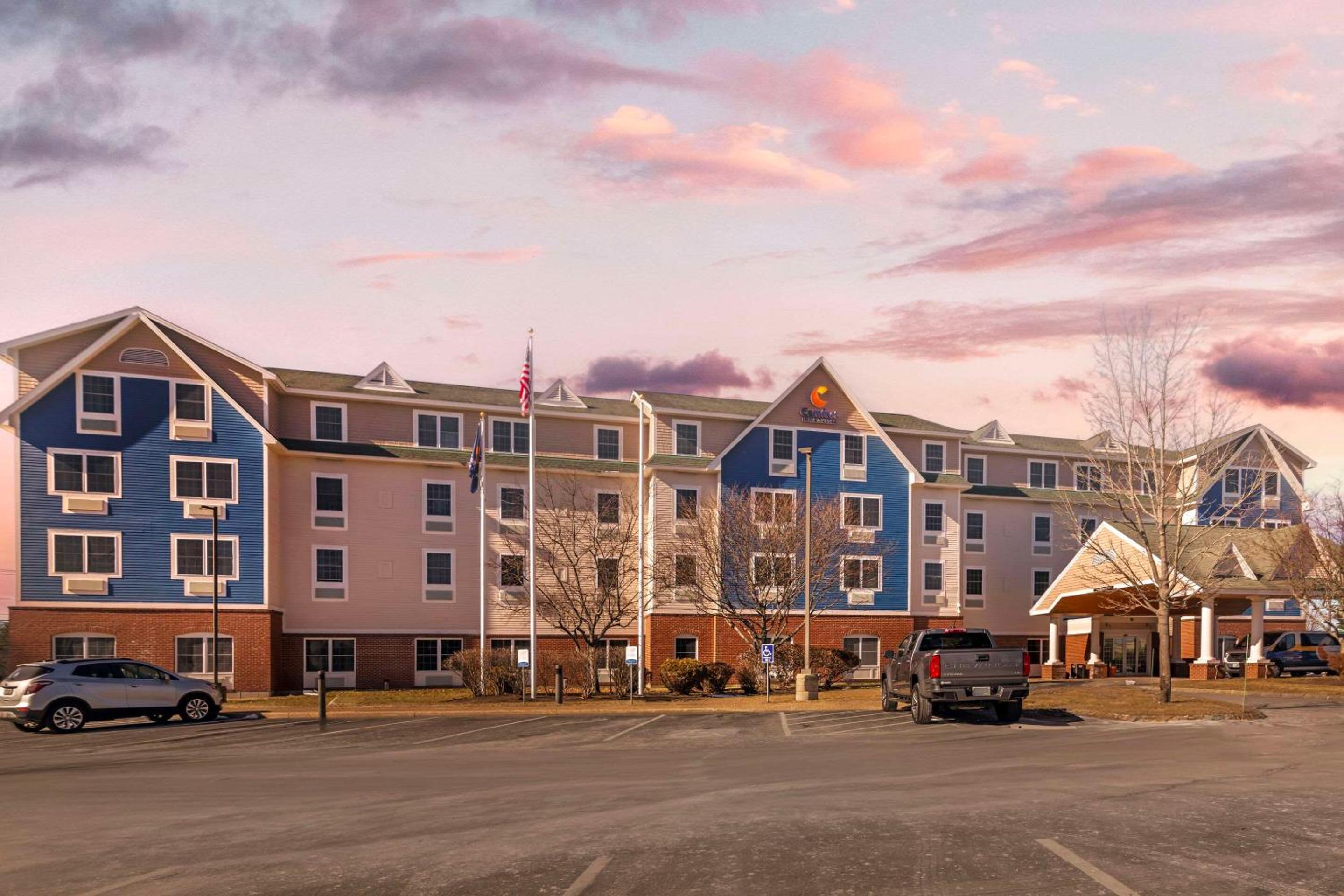 Dover Vacations - Comfort Inn Suites Dover-Portsmouth - Property Image 23