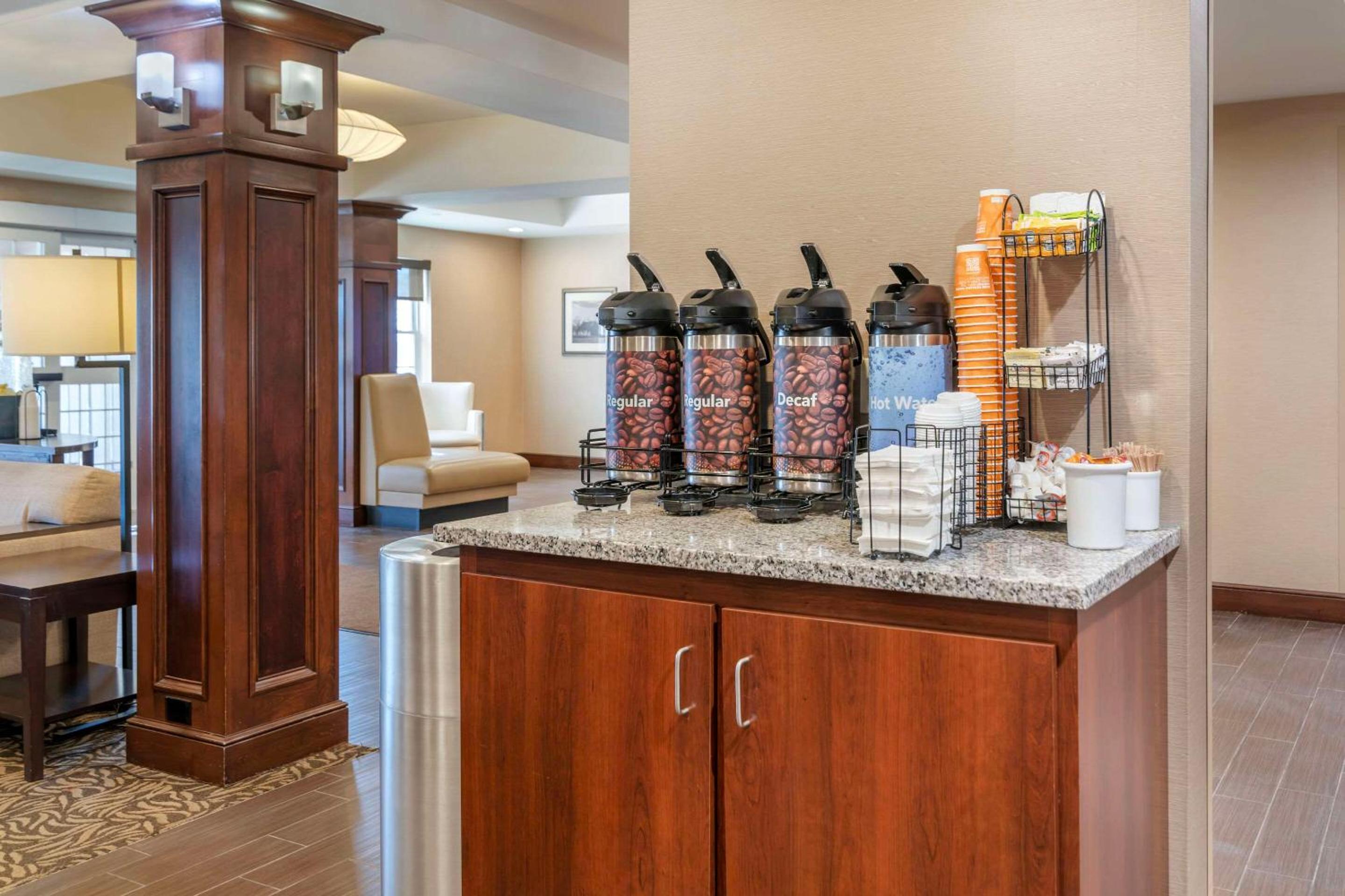 Dover Vacations - Comfort Inn Suites Dover-Portsmouth - Property Image 18