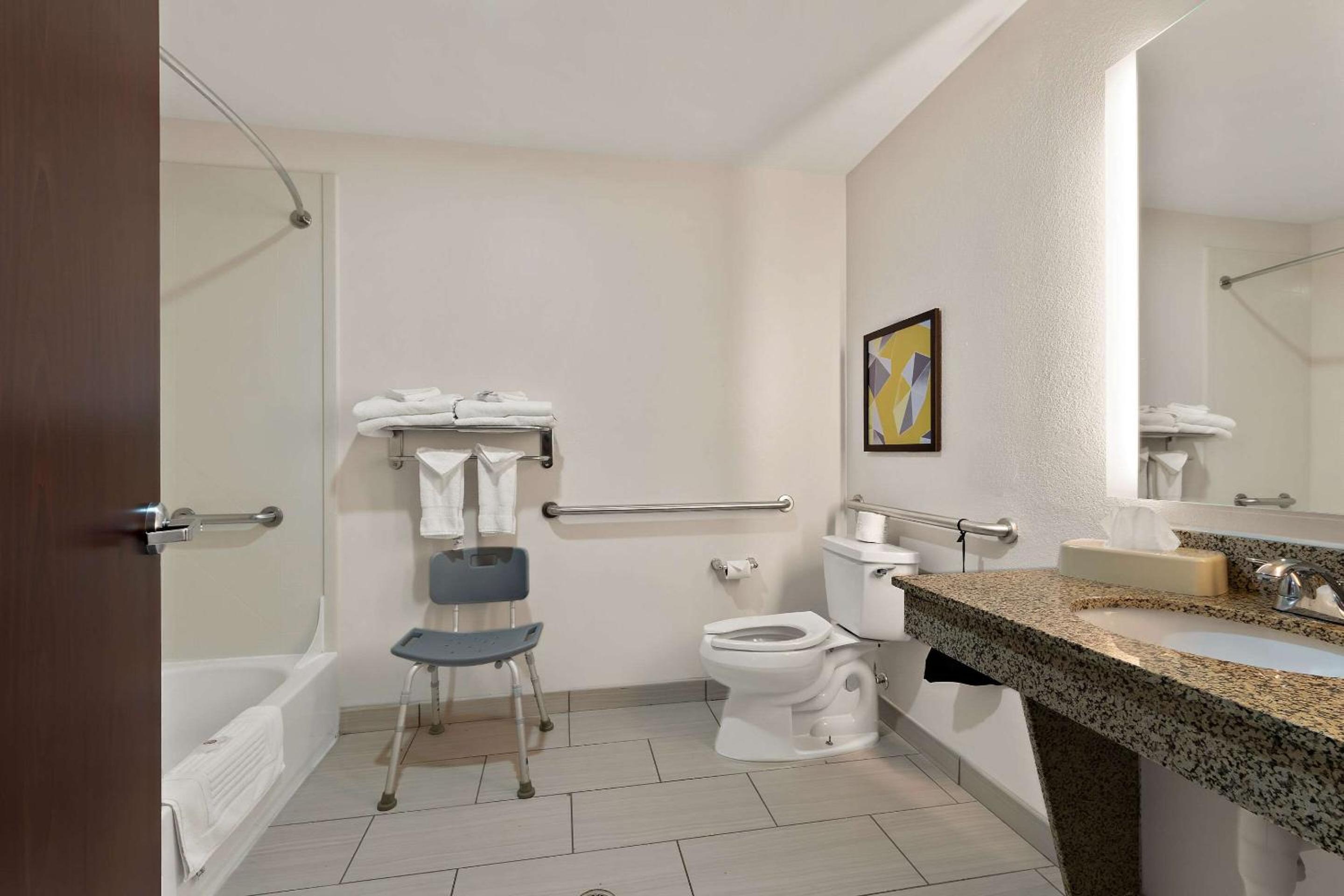 Comfort Suites Bastrop