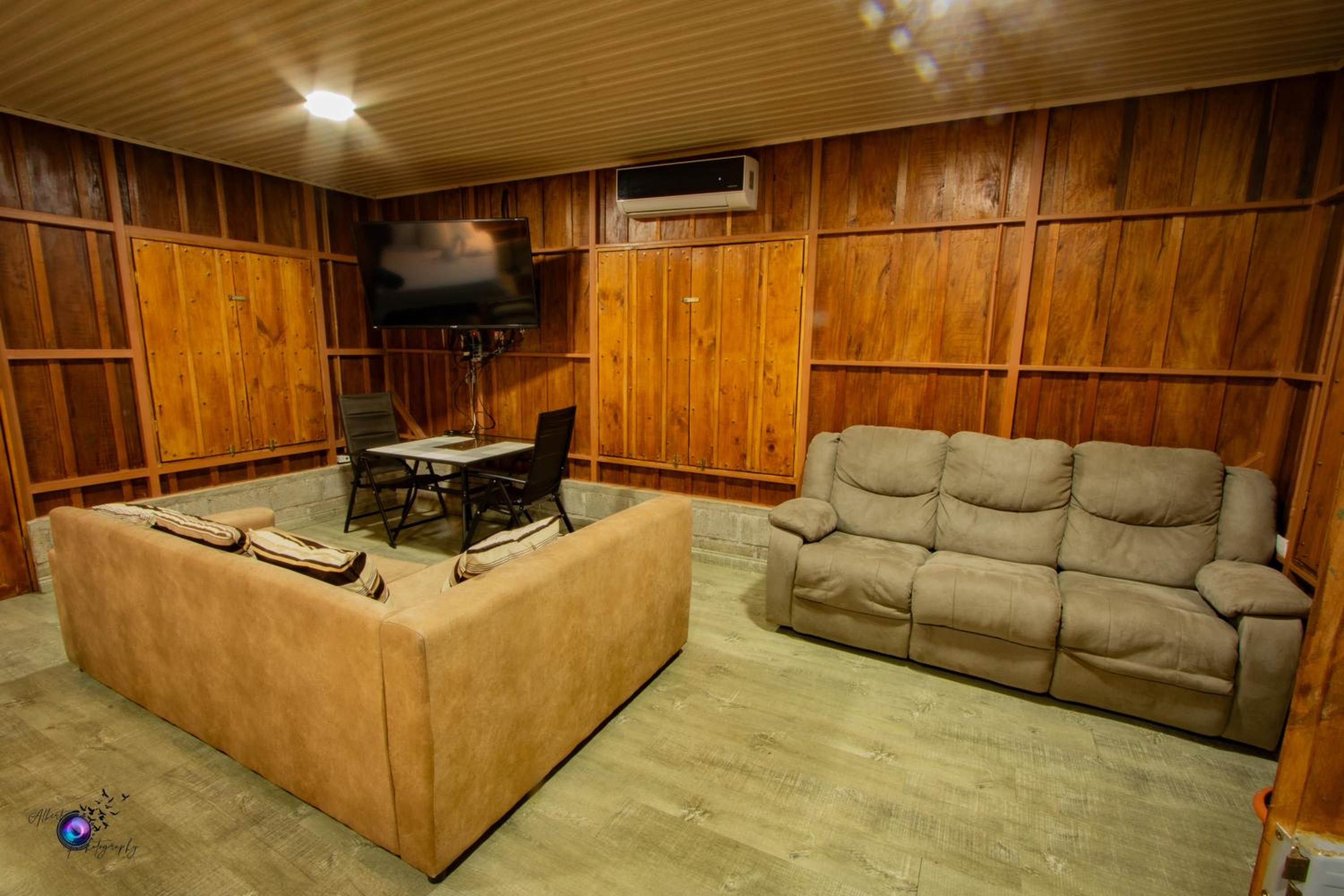Chepe's Chic Bungalow