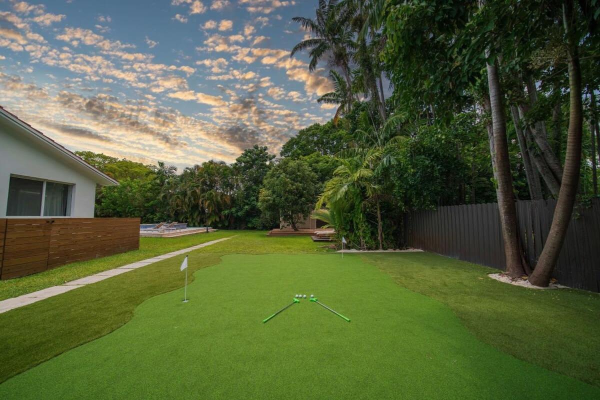 Luxury 7BR Villa Vizcaya Pool Sauna Gym Golf