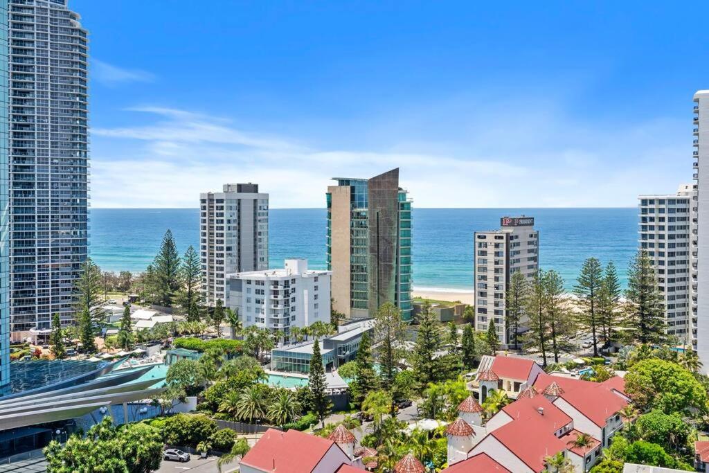Spectacular Views from Wyndham Apartment