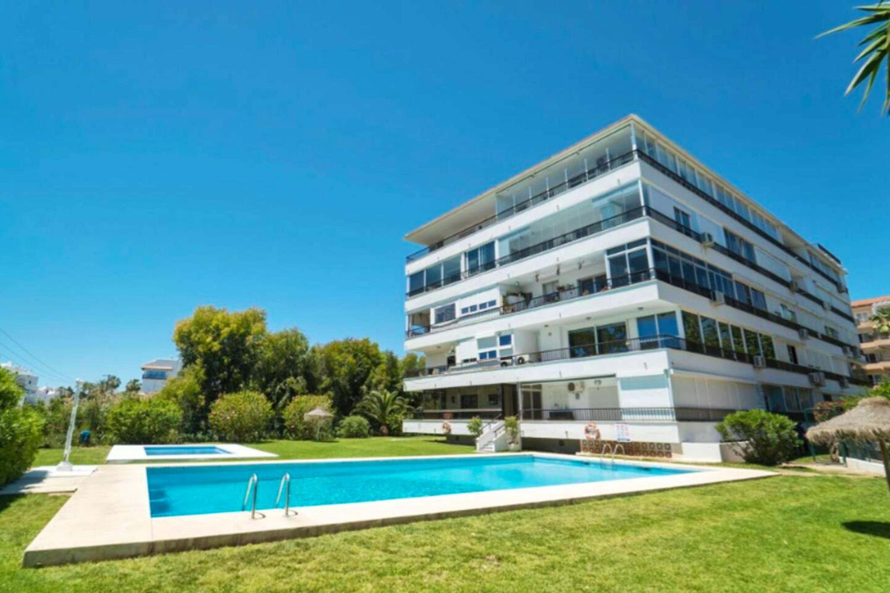 Charming Apartment in Puerto Banus Marbella with Pool