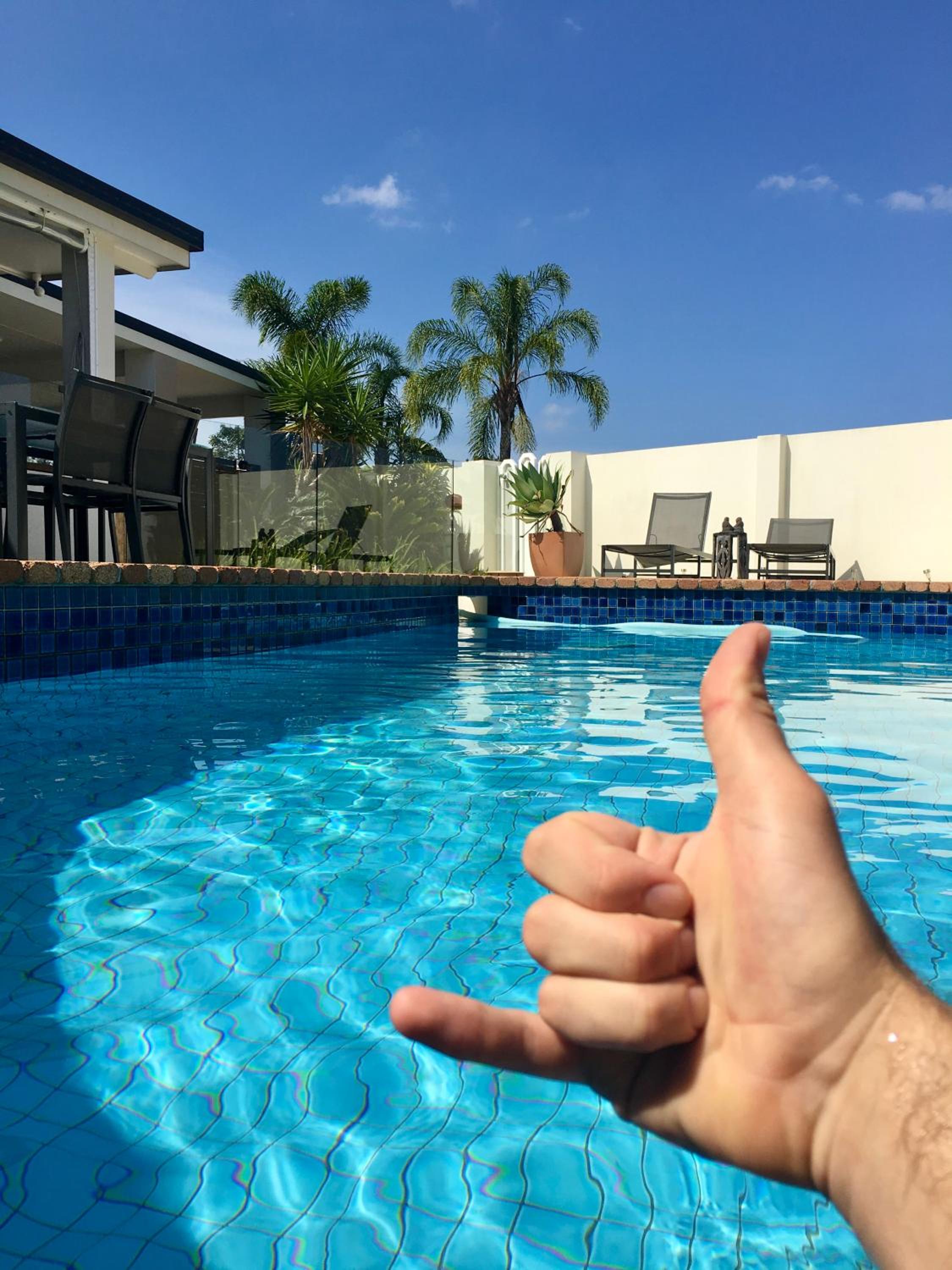 Reflections Broadbeach- Heated Pool! Complete Waterfront Entertainer with Huge Deck, Pool Table and Pontoon