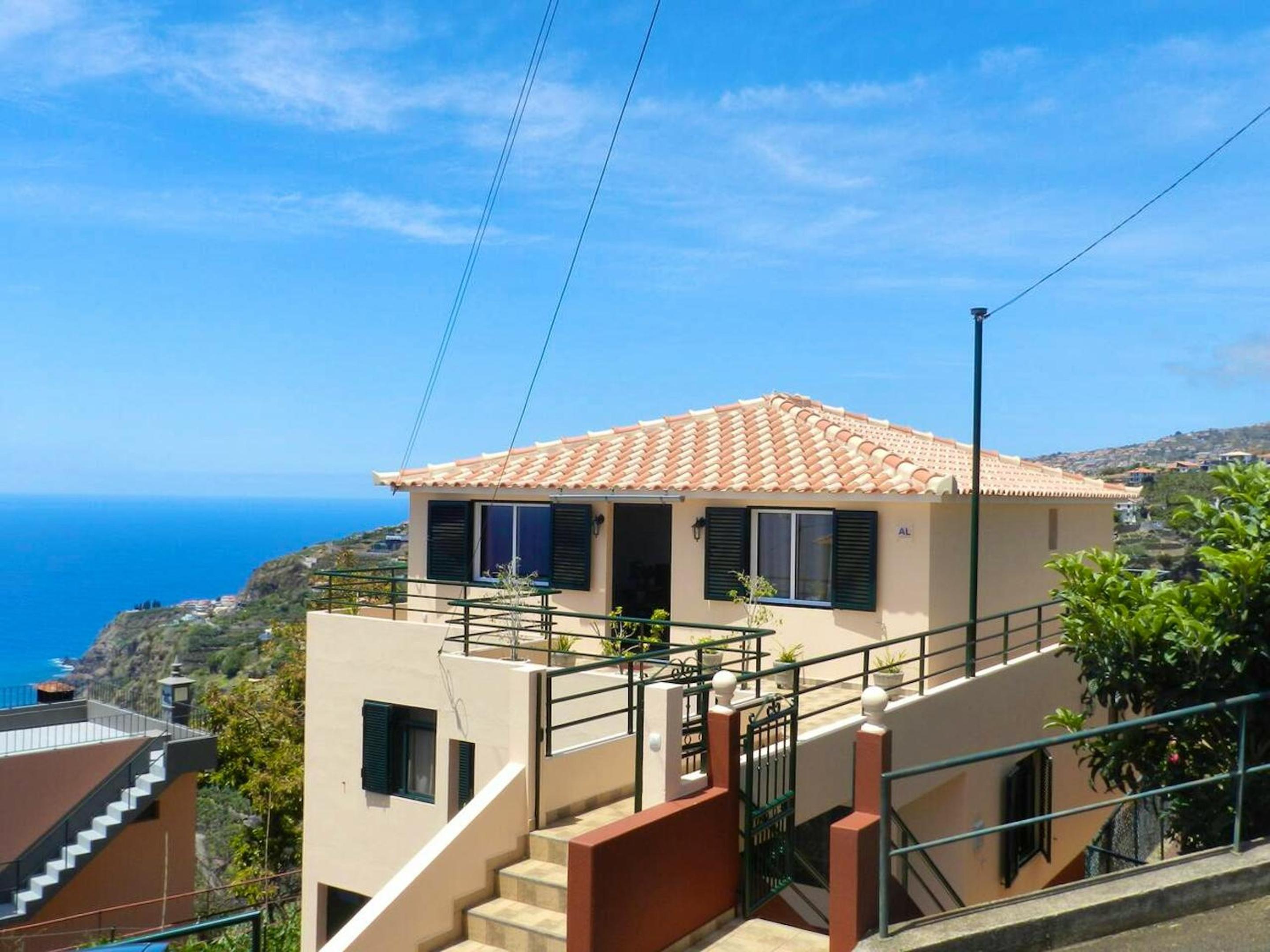 Charming house in Ribeira Brava with a sunny terrace