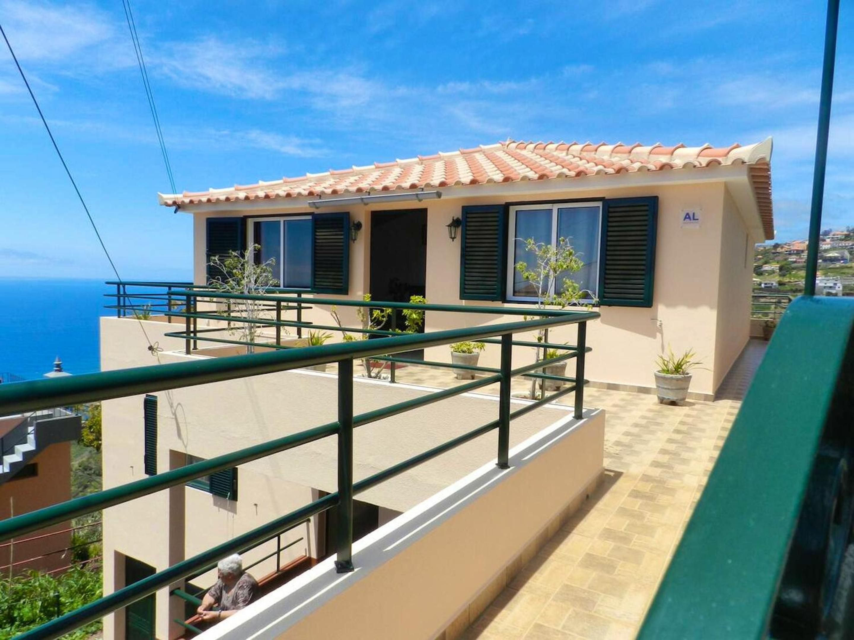 Charming house in Ribeira Brava with a sunny terrace