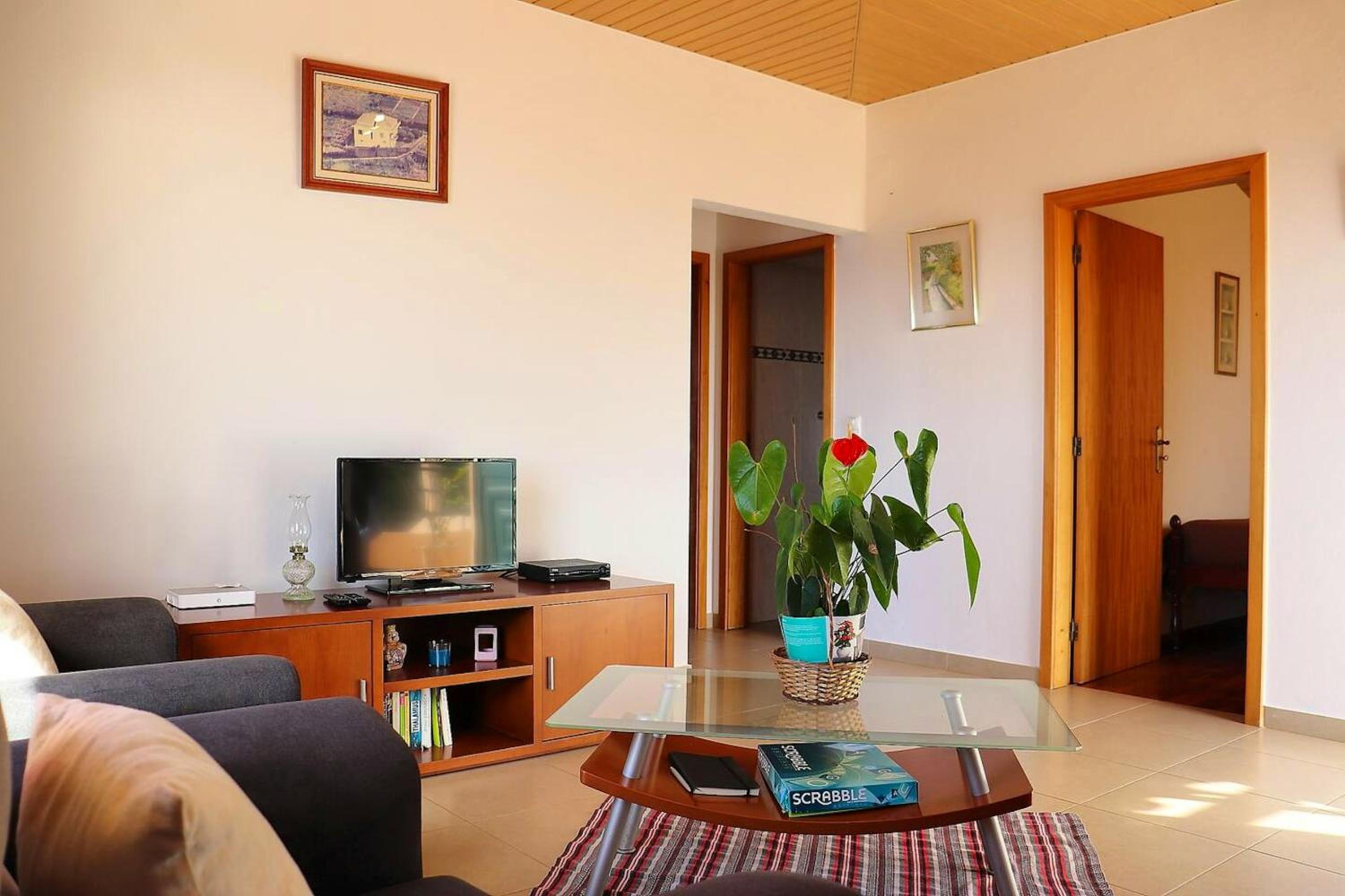 Charming house in Ribeira Brava with a sunny terrace