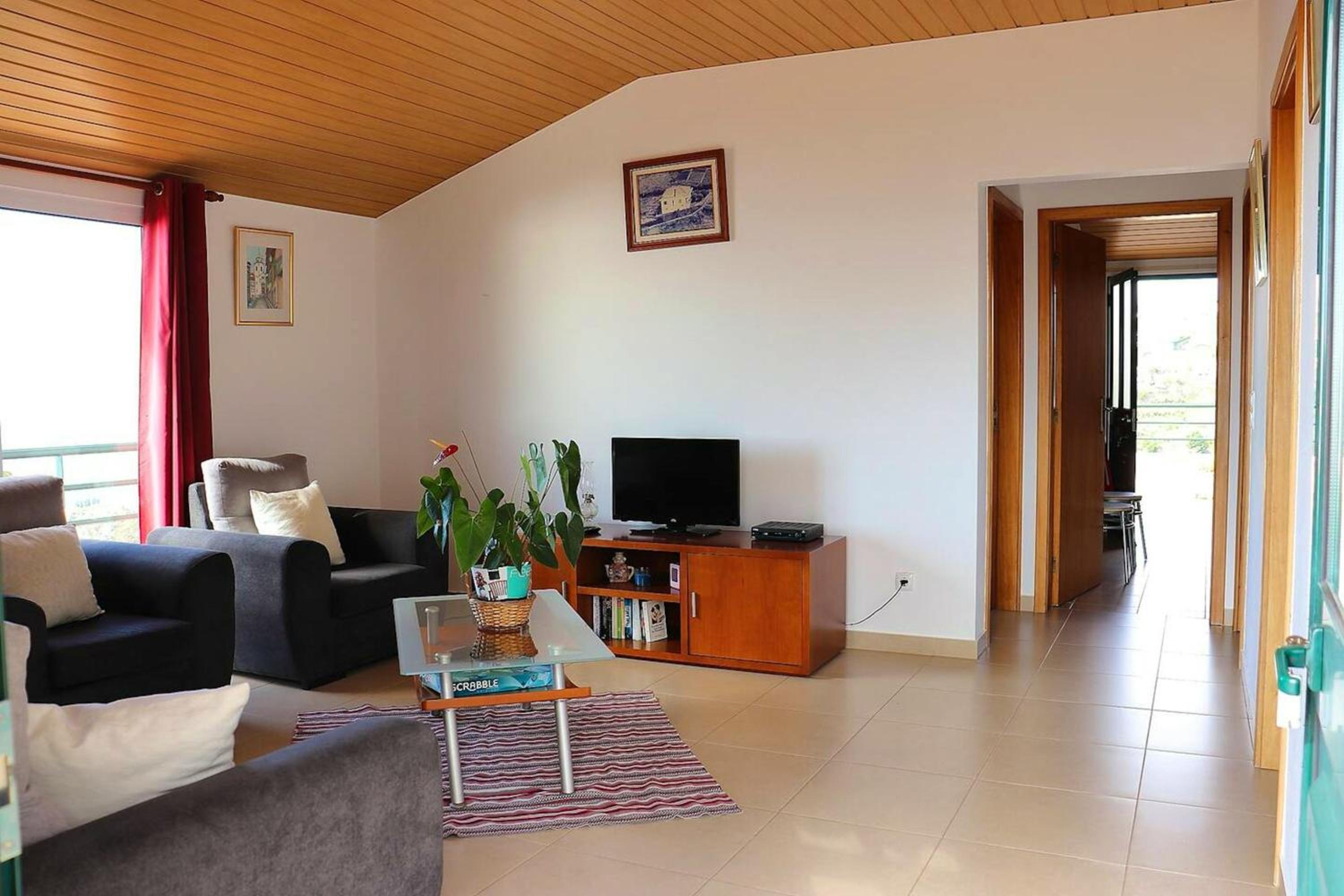 Charming house in Ribeira Brava with a sunny terrace