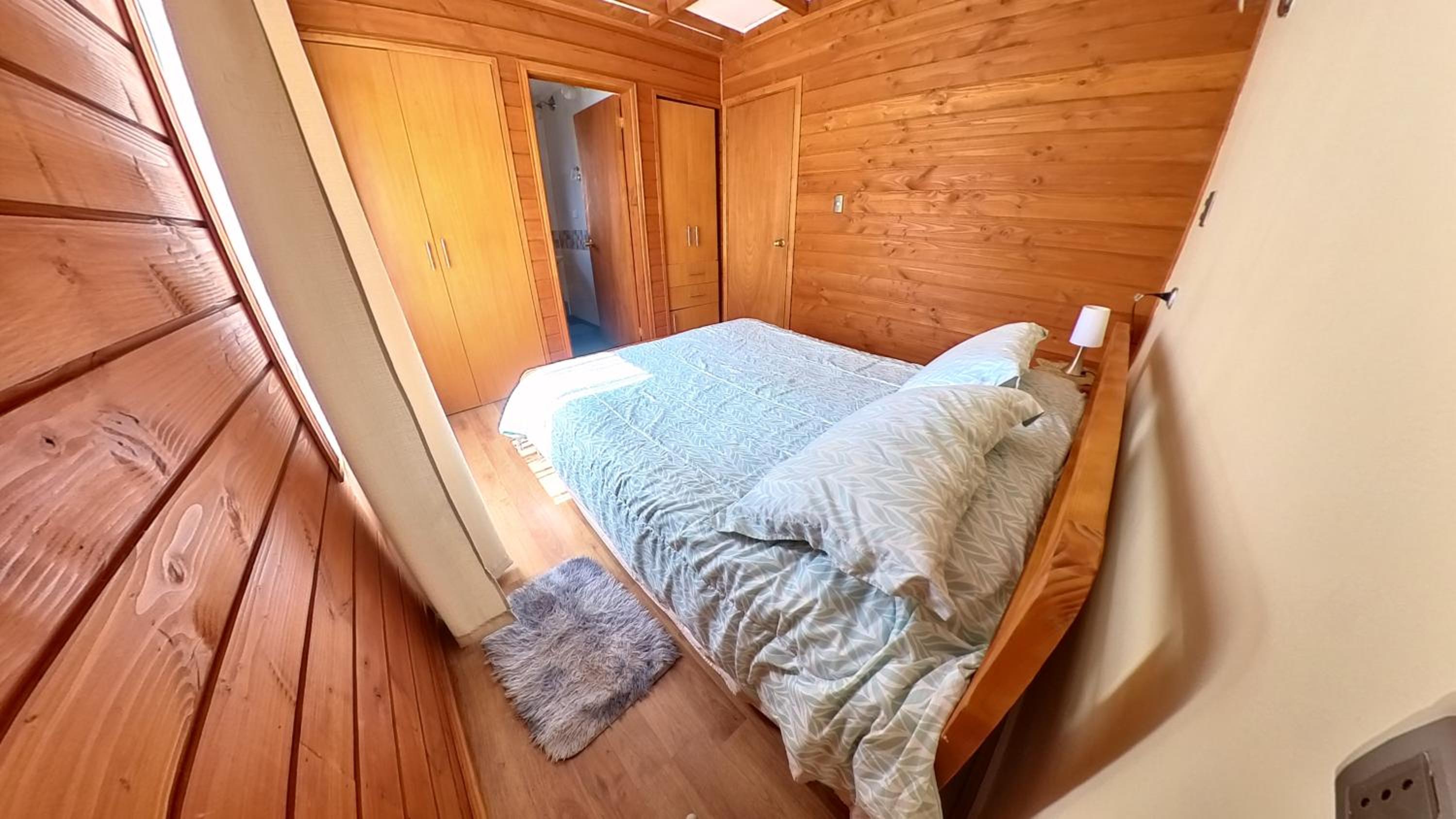 Habitación con Baño Privado en Casa Central Villarrica