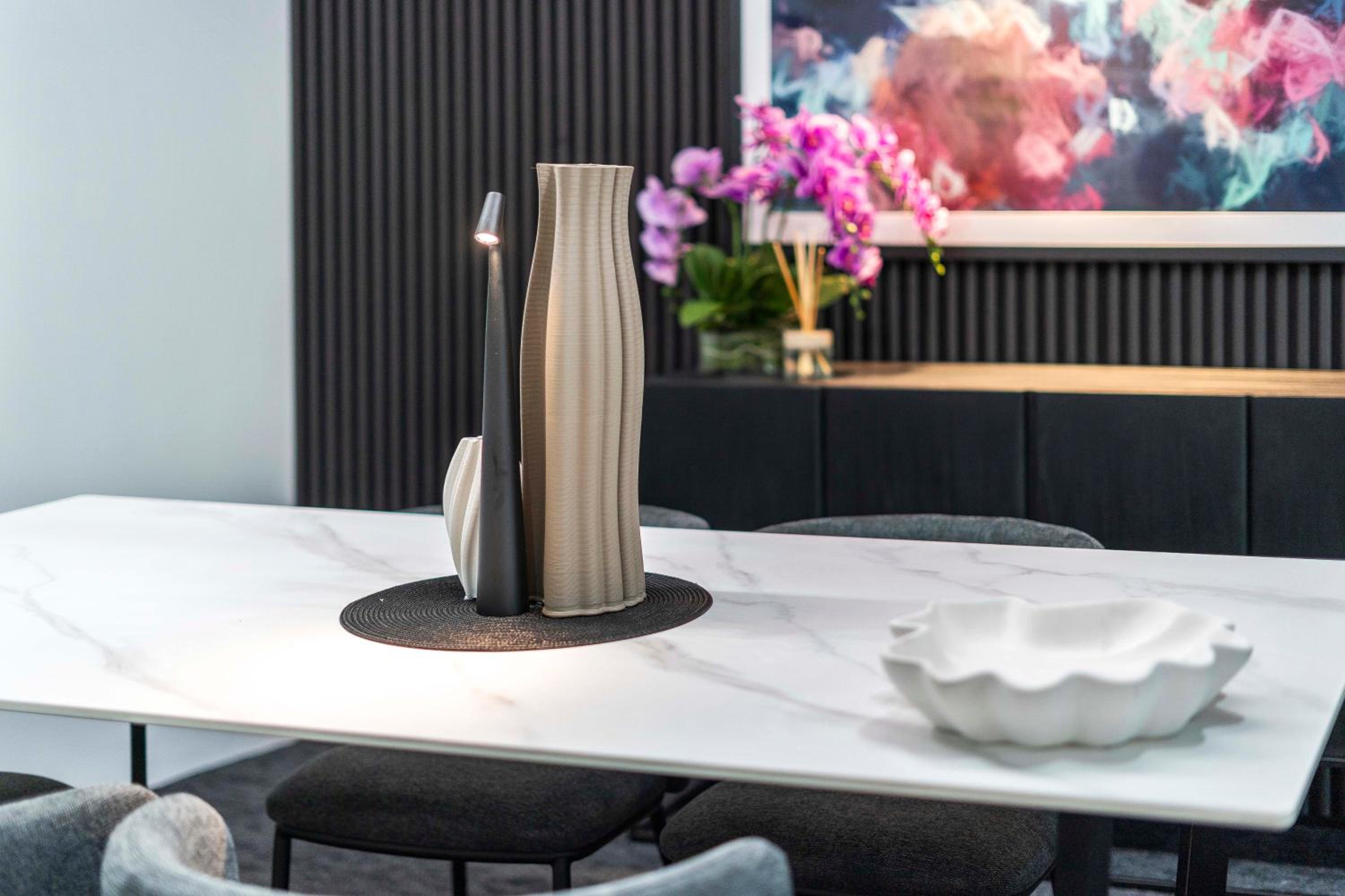 Hinterland Views! - Q Tower Apartments - From Level 3 - Self Contained & Privately Managed - Wow Stay