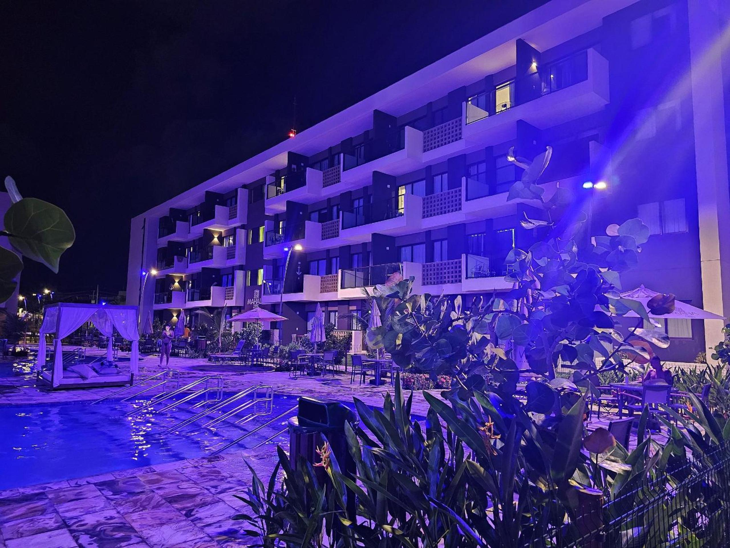Flat luxo no Mana Beach em Muro Alto 4 pessoas