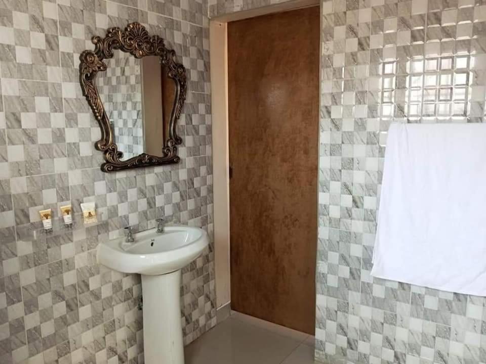 Lormasol Mews Guesthouse