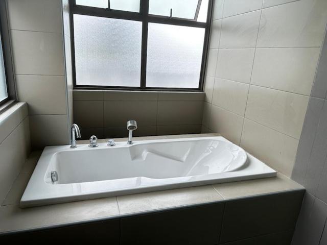 Hygienic Cyberjaya Landed Homestay, Free Wifi, Free Parking, Self Check in photo 5